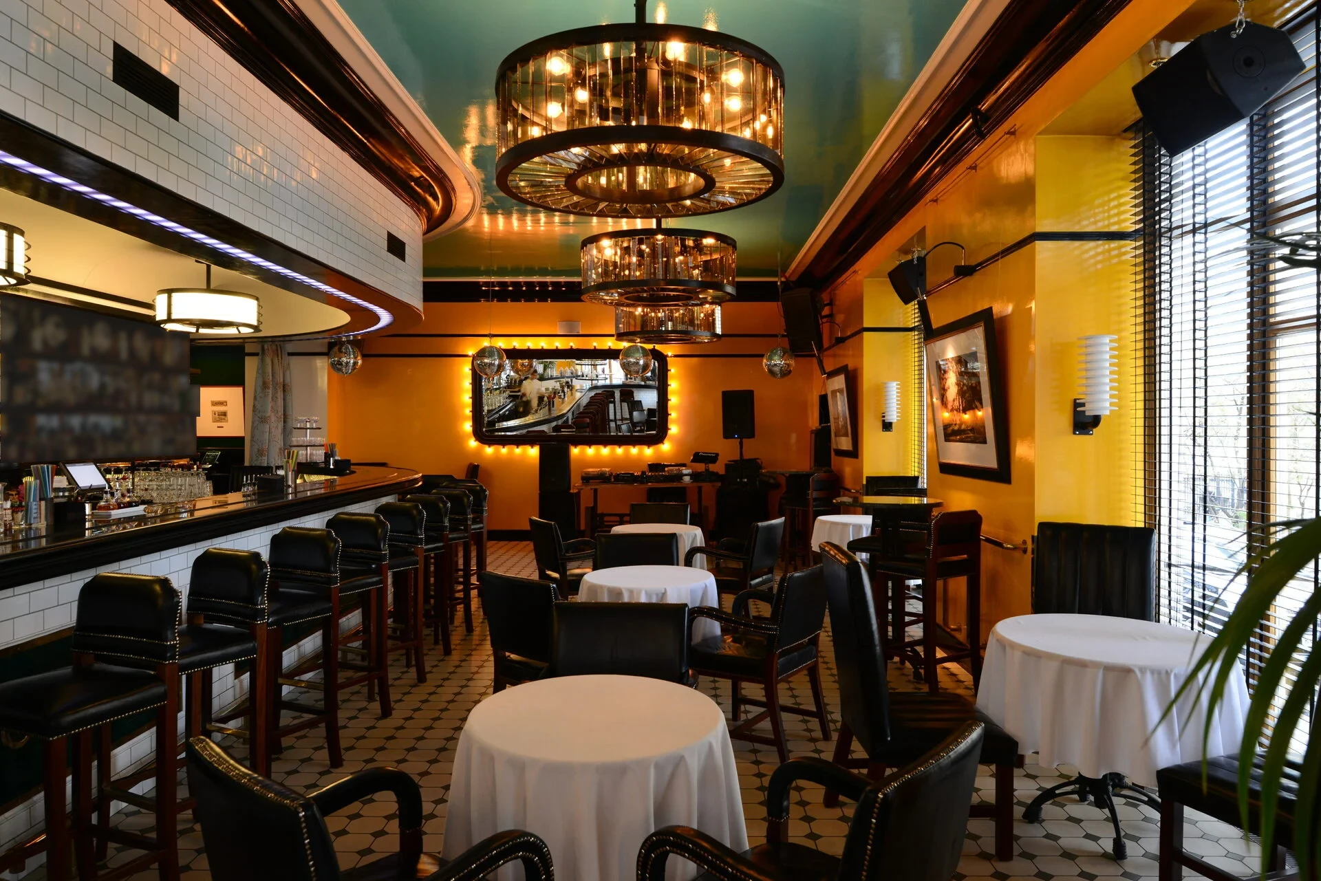 Фото: Noor Bar Electro