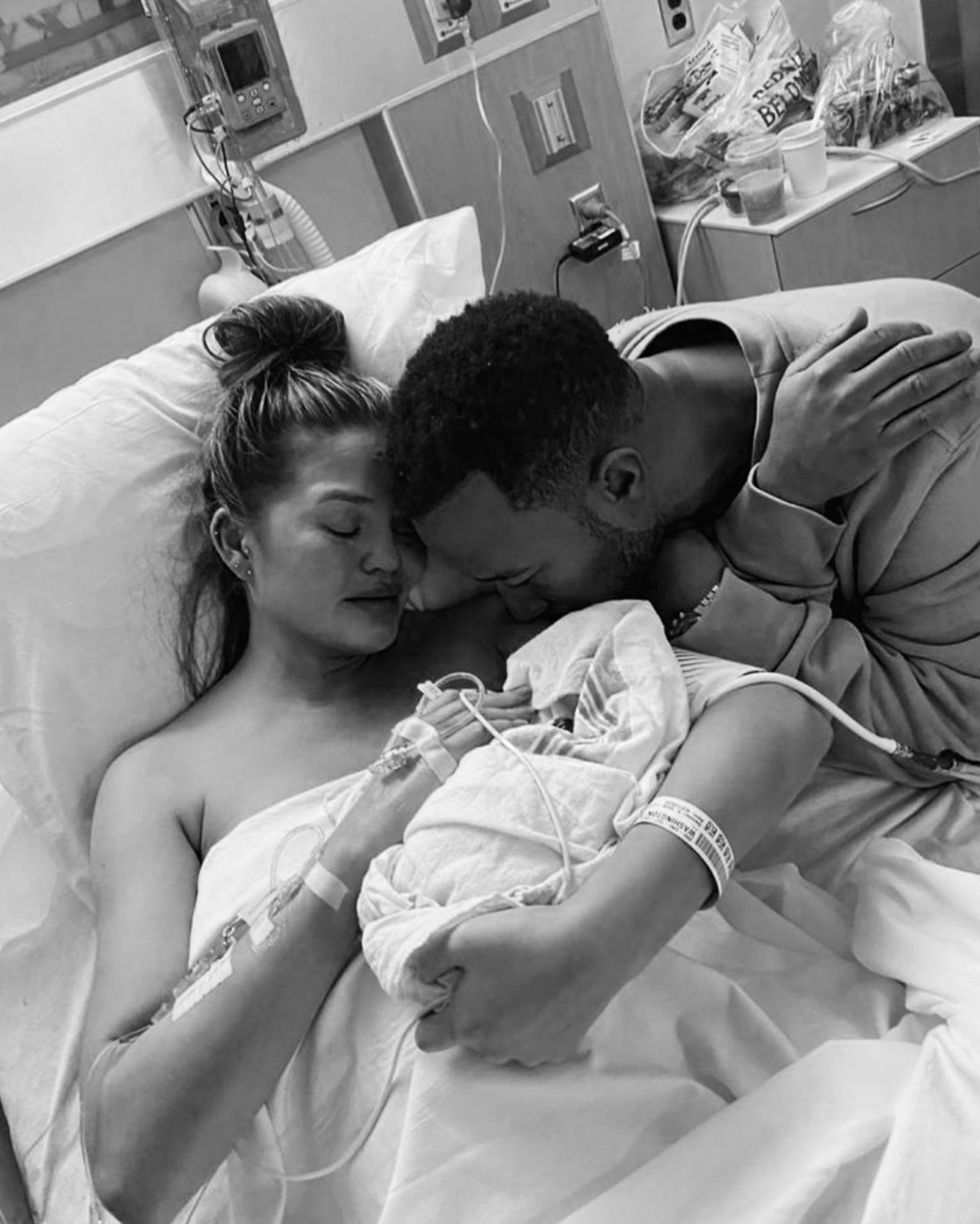 @chrissyteigen