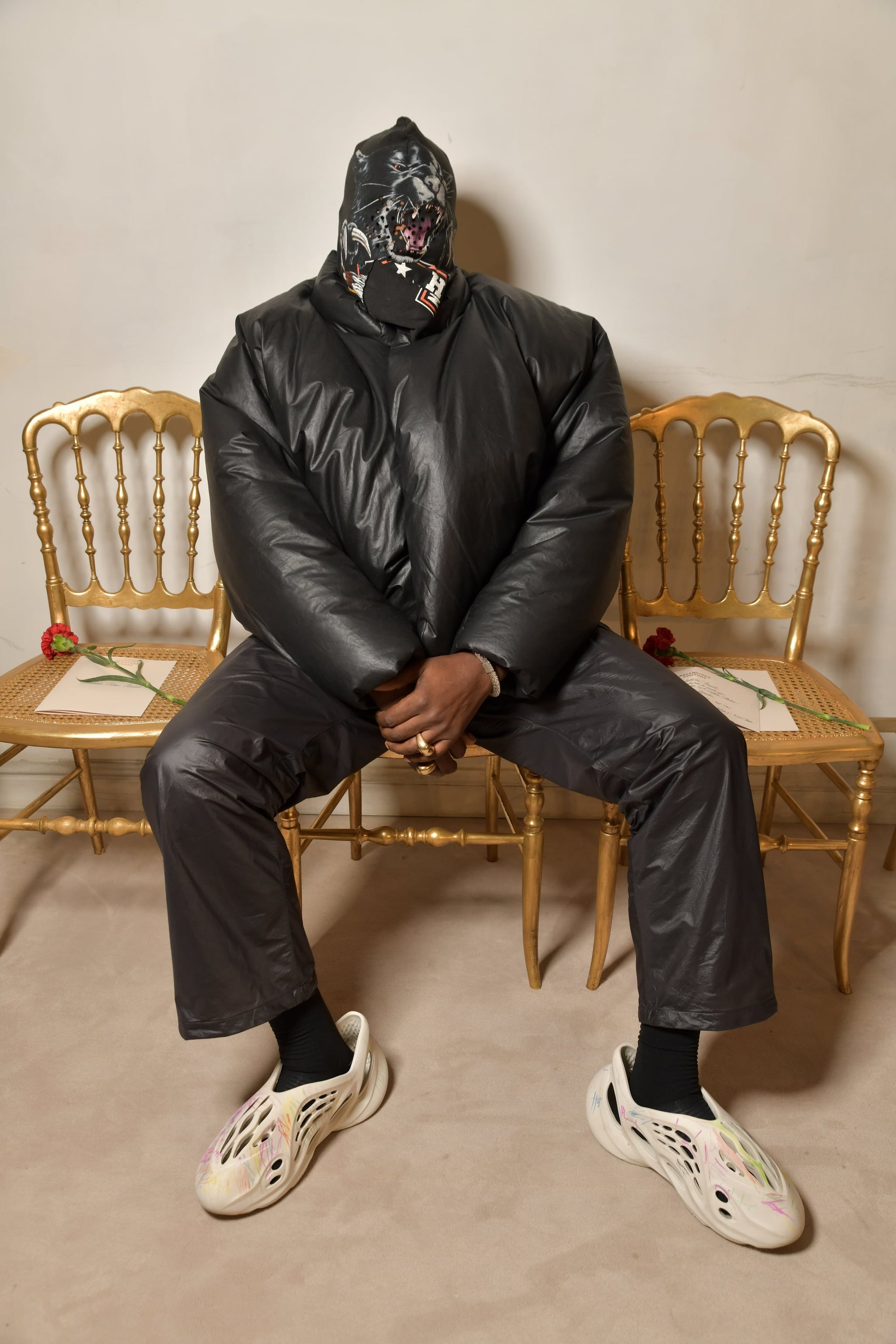 Канье в одежде из коллекции YEEZY x GAP
Фото: Gap / Stephane Feugere