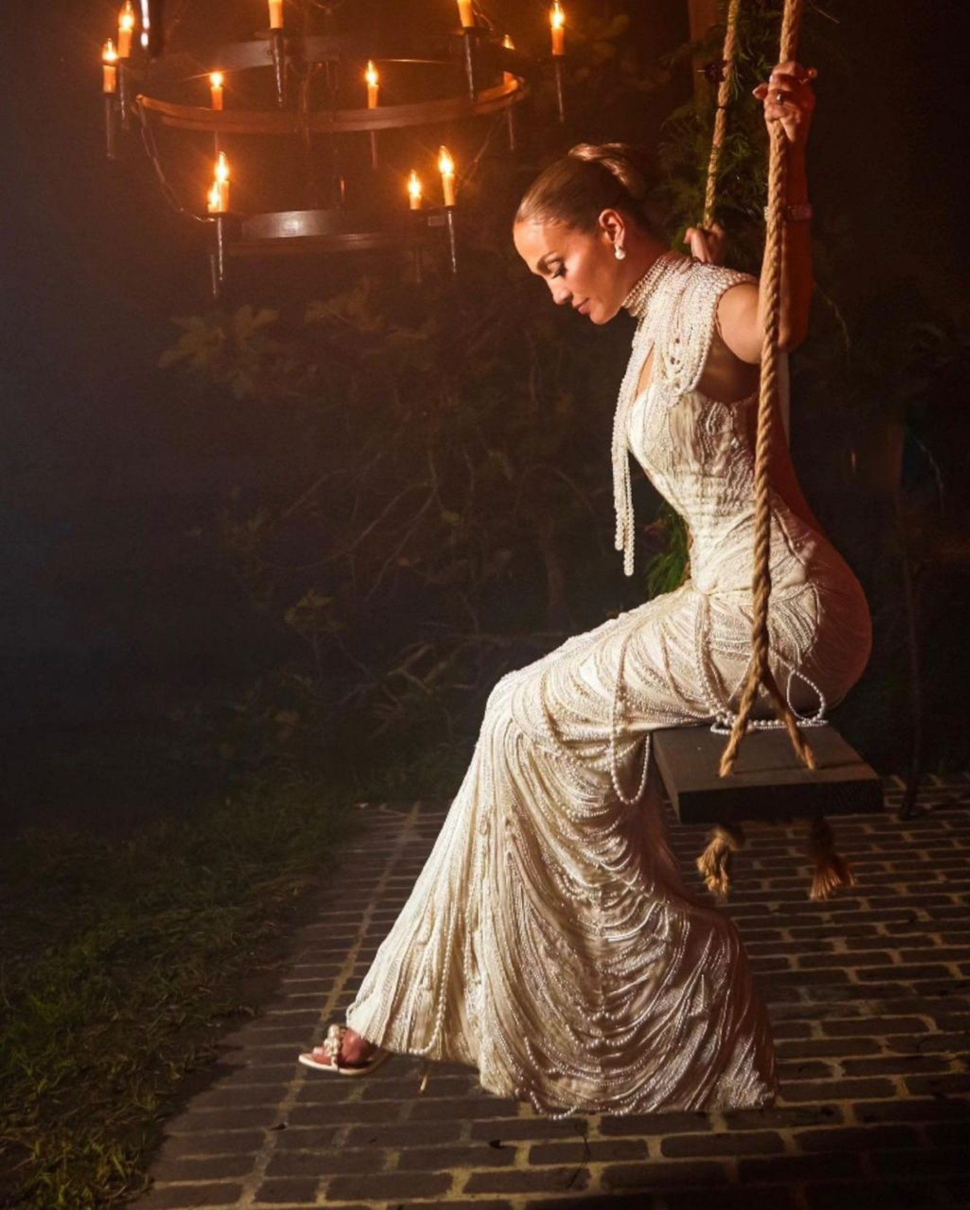Фото: On the Jlo