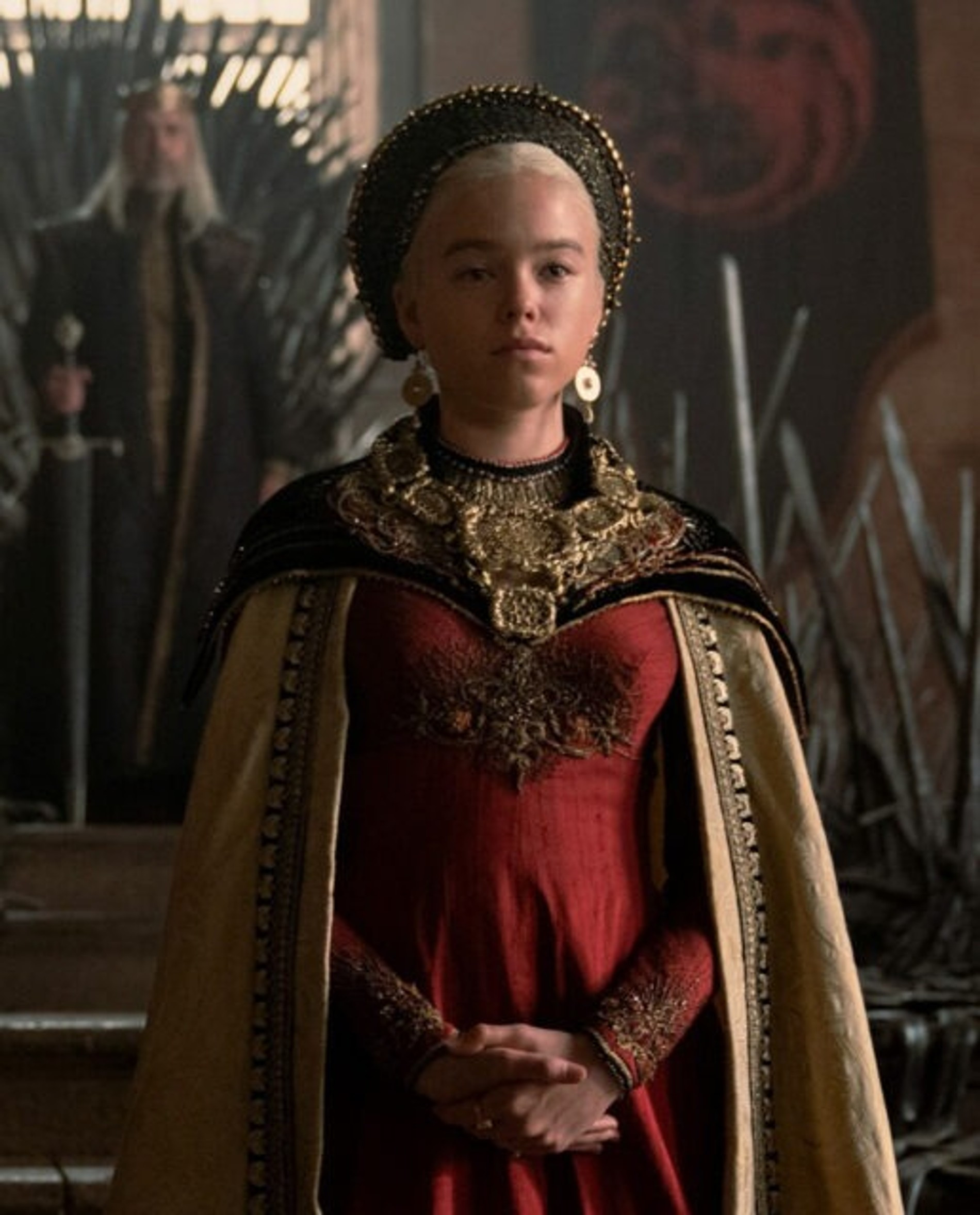 Милли Олкок в роли Рейниры, источник: HBO