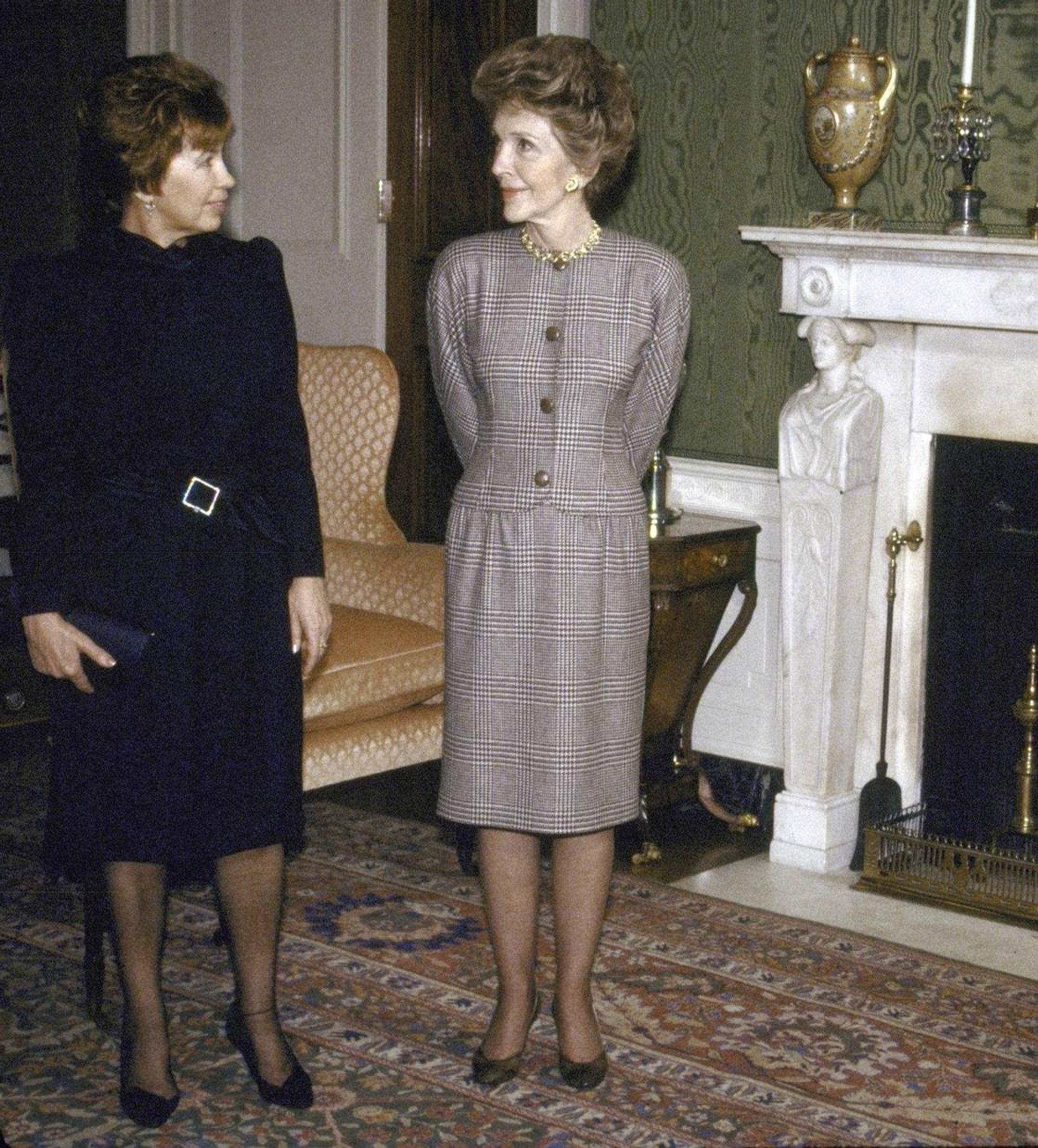 Раиса Горбачева и Нэнси Рейган в Белом доме, 1987