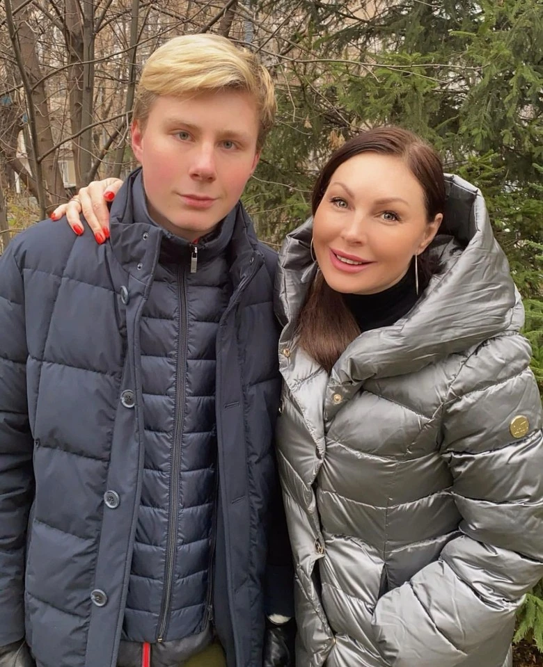 Наталья с сыном Иваном Фото: Инстаграм (запрещен в РФ) Натальи Бочкаревой