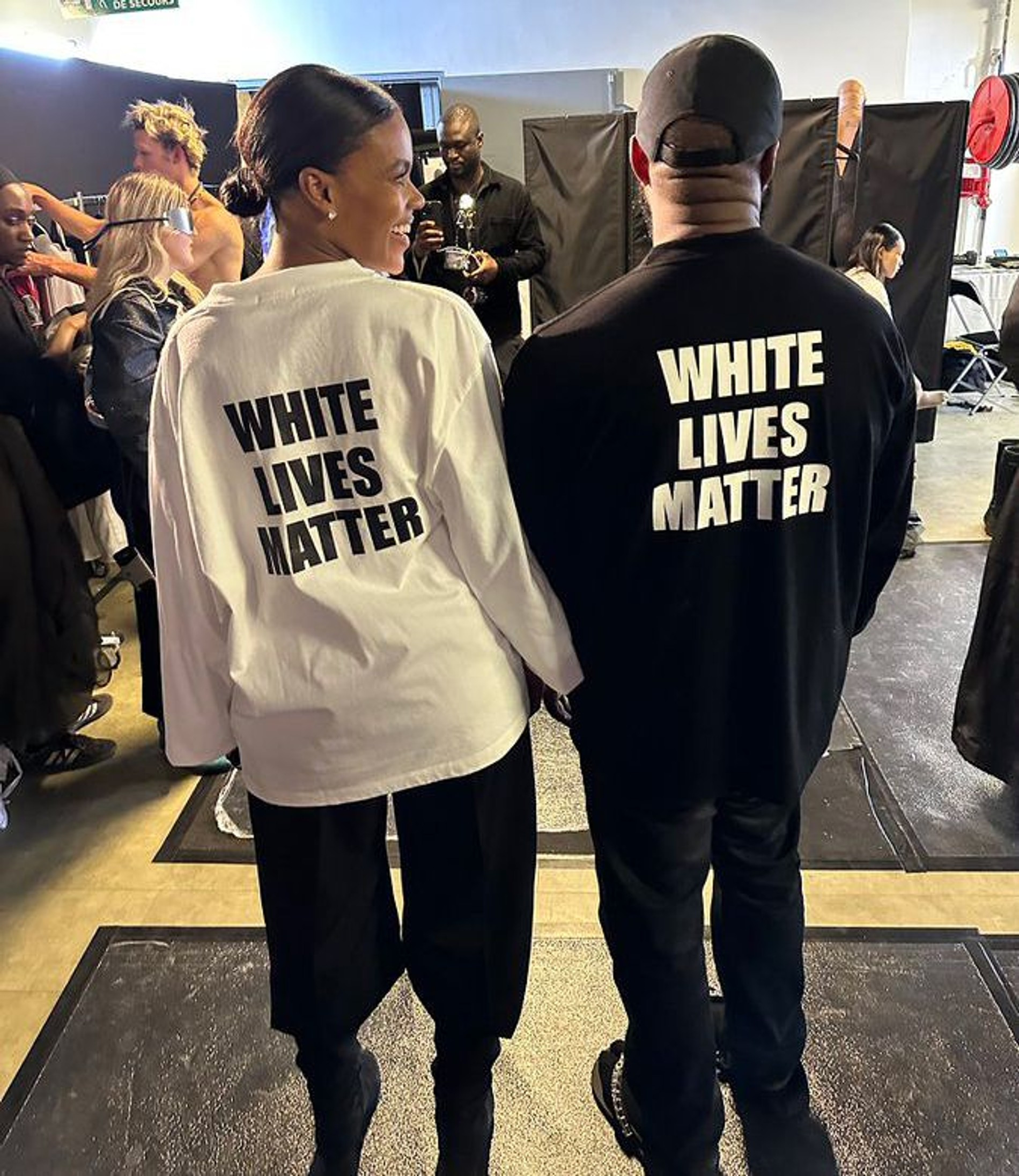 Политическая активистка Кэндис Оуэнс, известная критикой движения Black Lives Matter, и Канье Уэст на показе YZY в Париже
Фото: Инстаграм (запрещен в РФ)