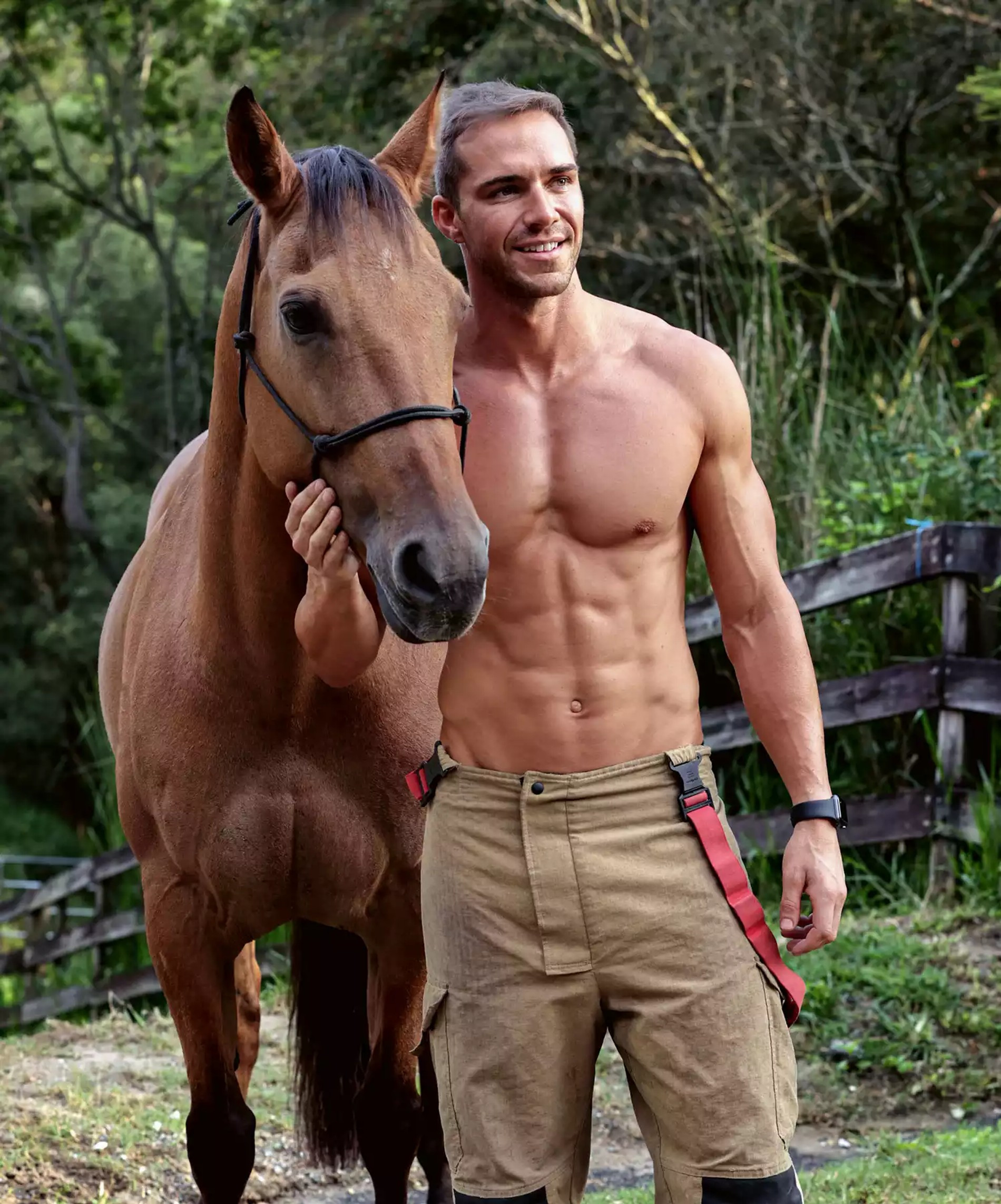 Фото: AUSTRALIAN FIREFIGHTERS CALENDAR