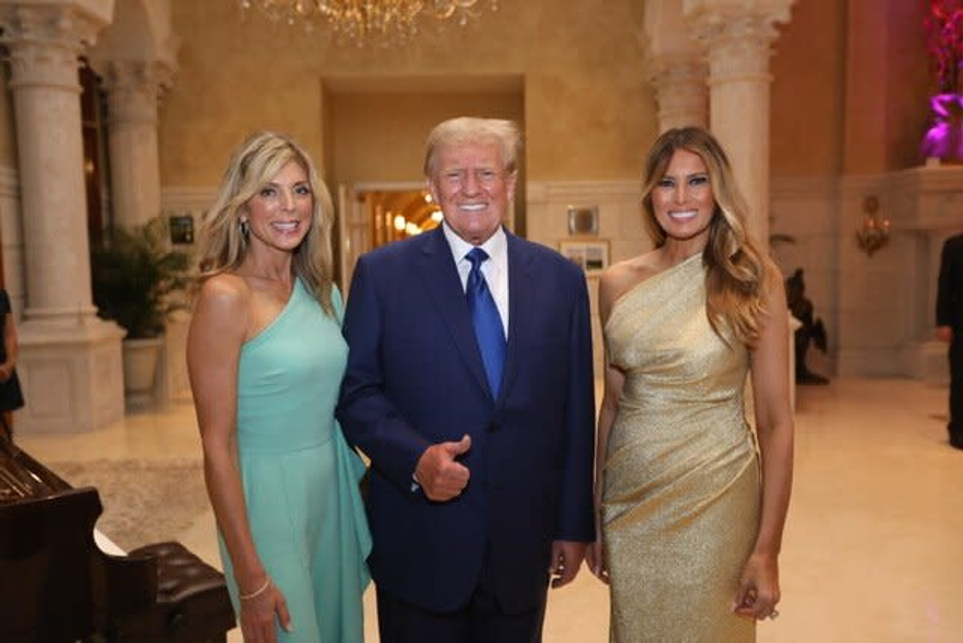 Марла Мейплз, Дональд и Мелания Трамп на репетиции свадьбы
Фото: Getty