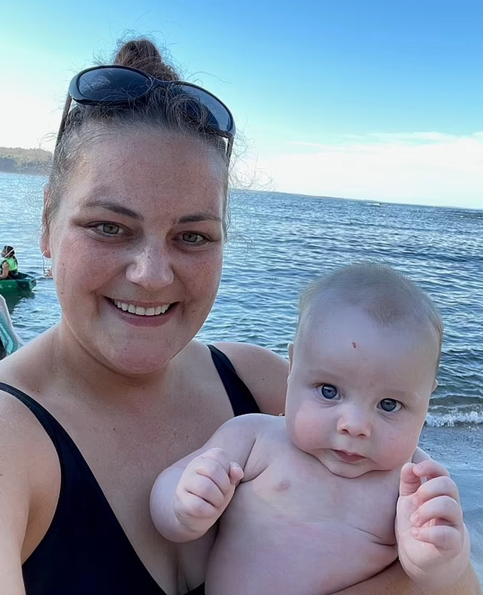Лаура Кукуловски после третьих родов и до похудения
Фото: Daily Mail