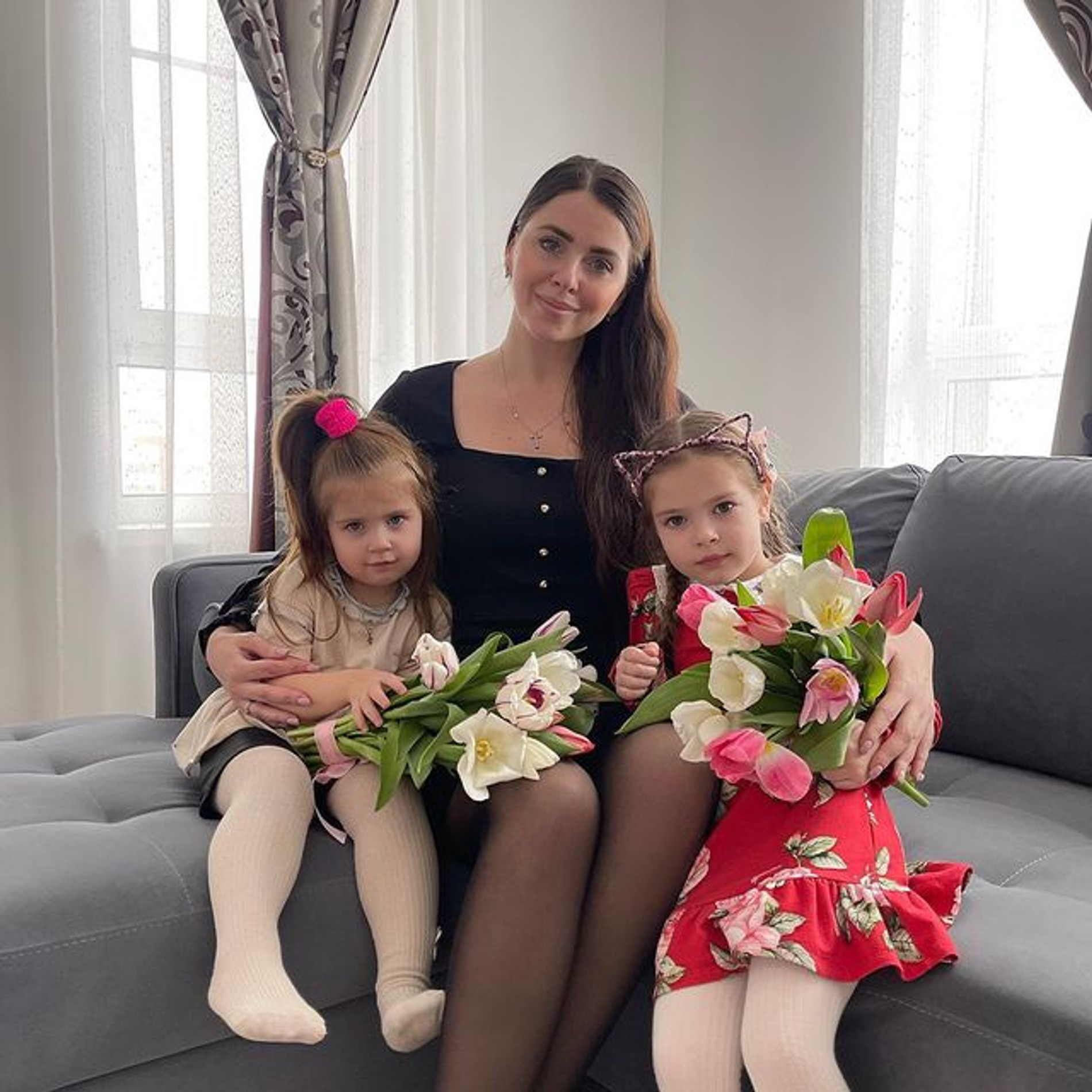 Ольга Рапунцель с дочерьми
Фото: Инстаграм (запрещен в РФ) / @olyarapunzel