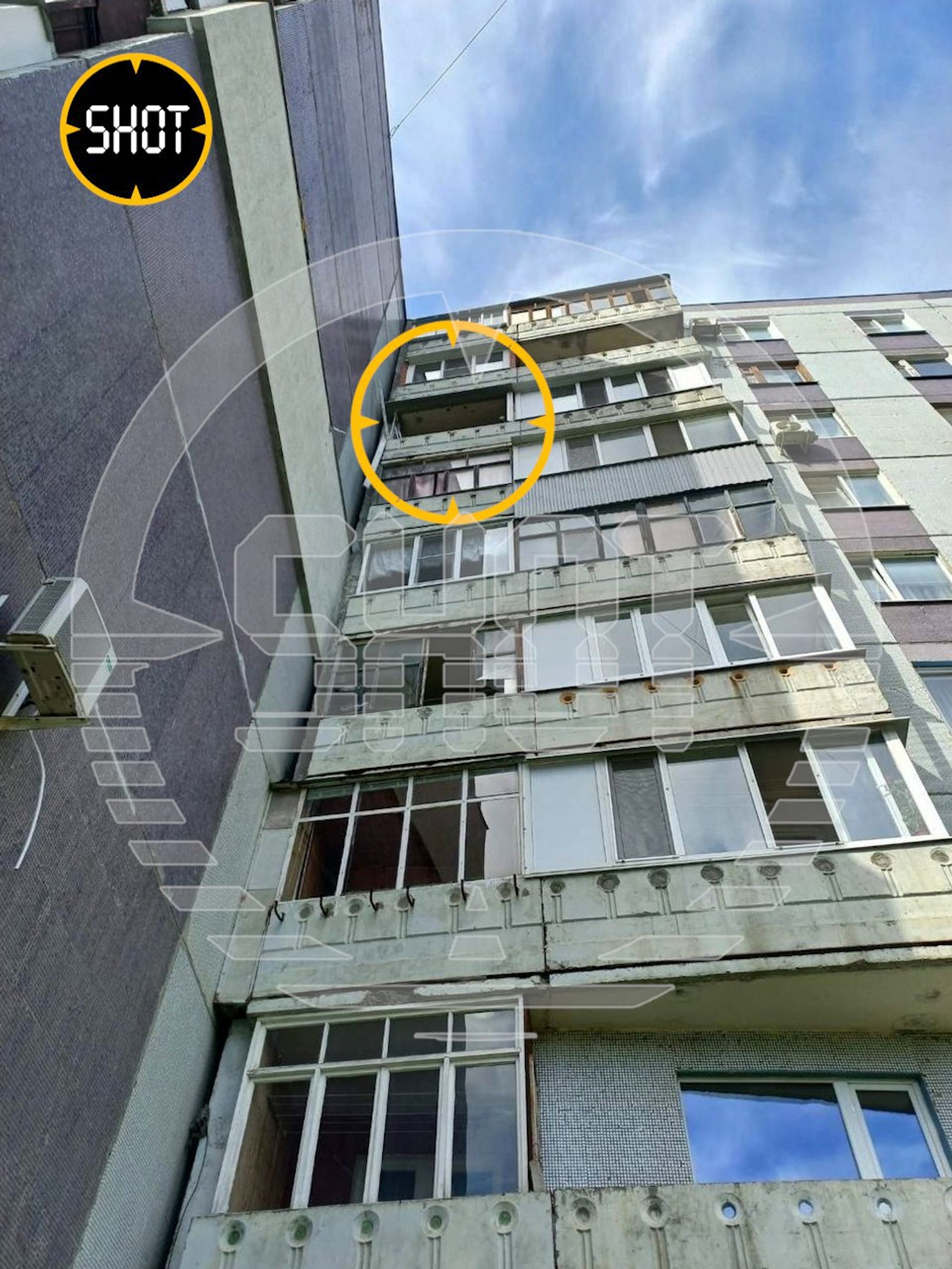 Результат взрыва дезодоранта в квартире многоэтажного дома
Фото: Telegram-канал Shot