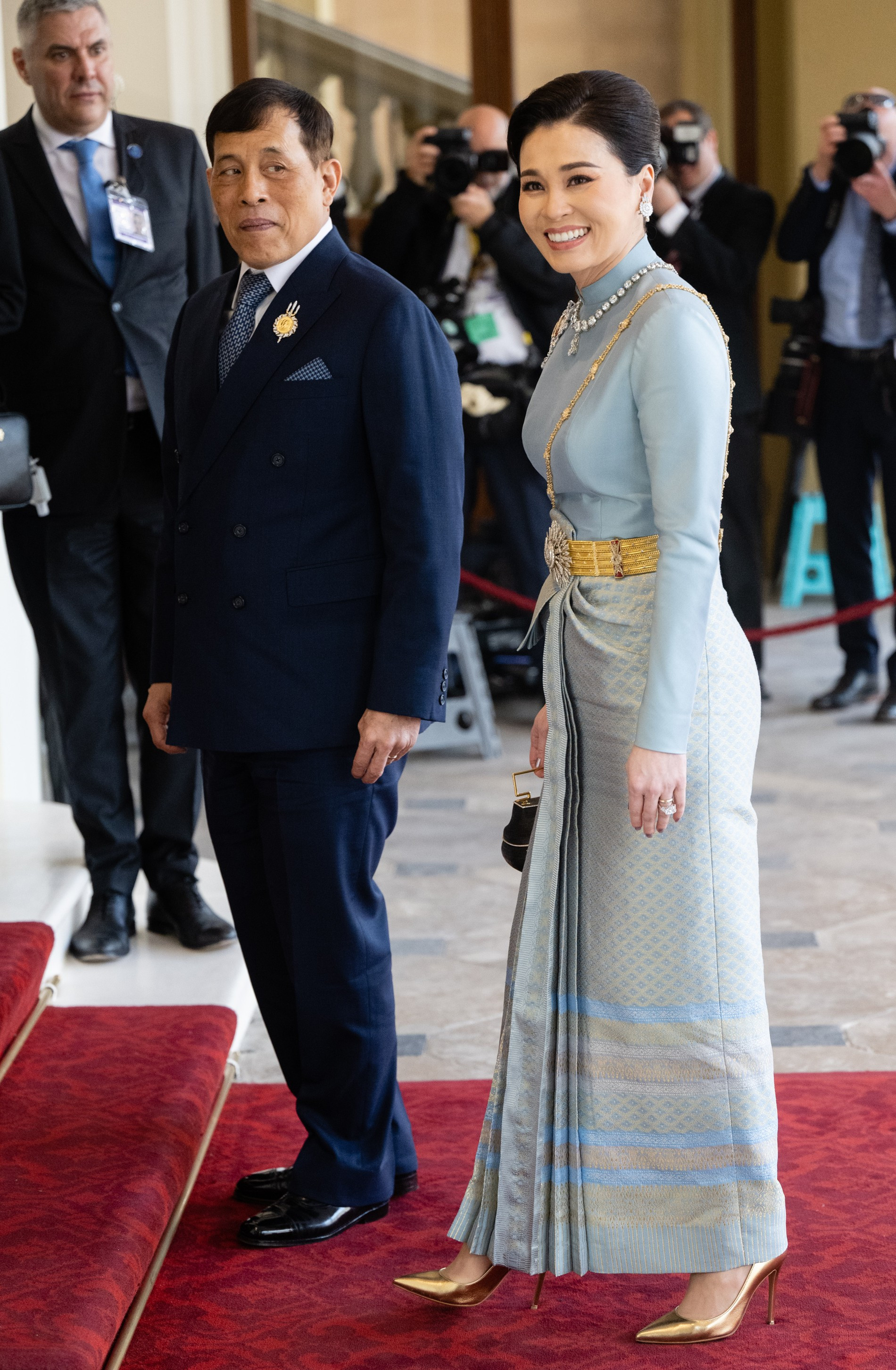 Король Таиланда Маха Вачиралонгкорн и королева Сутхида
Фото: Getty Images