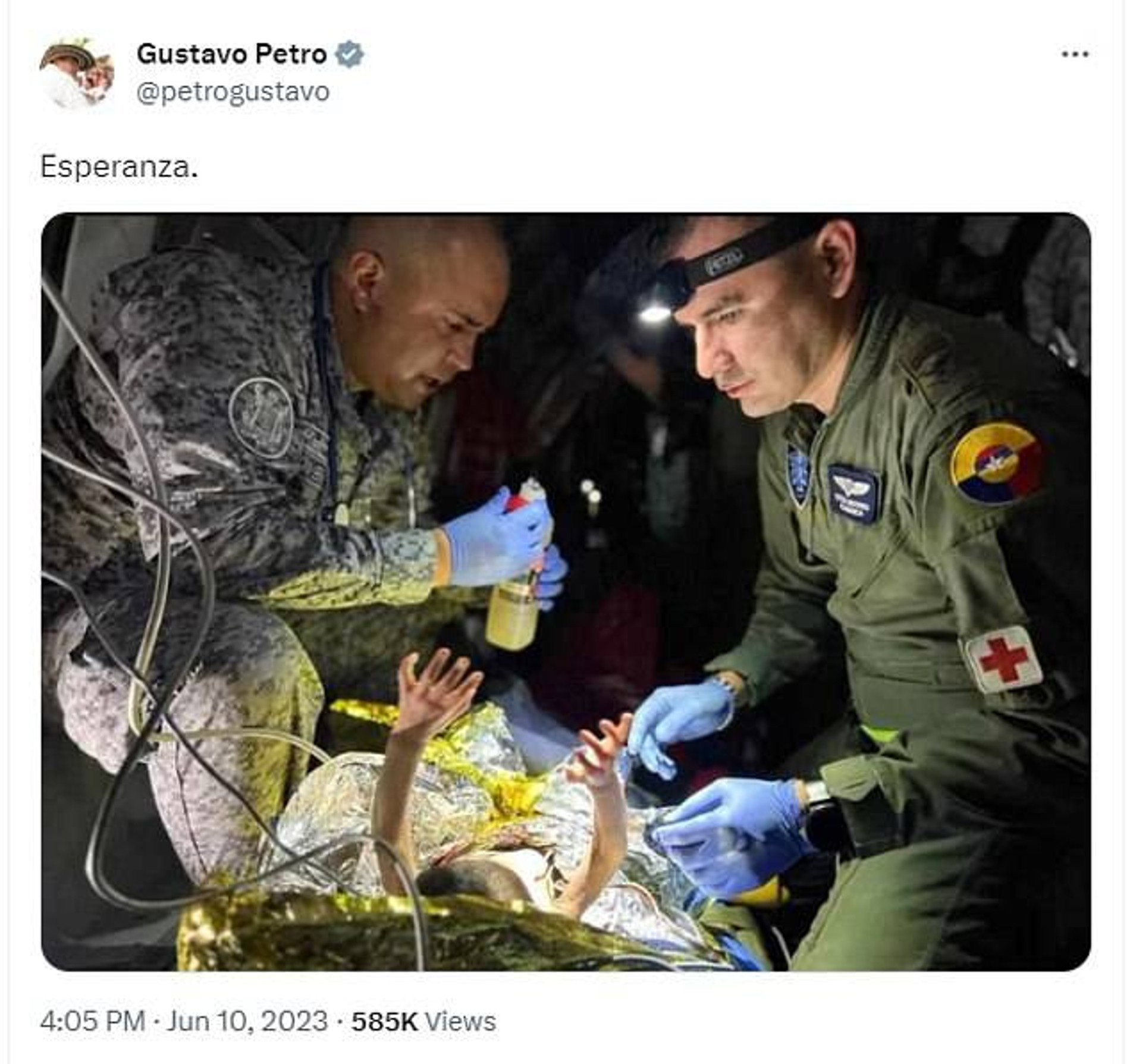 Пост Густаво Петро с фотографий одного из найденных детей и подписью «Надежда»
Источник: Твиттер @petrogustavo