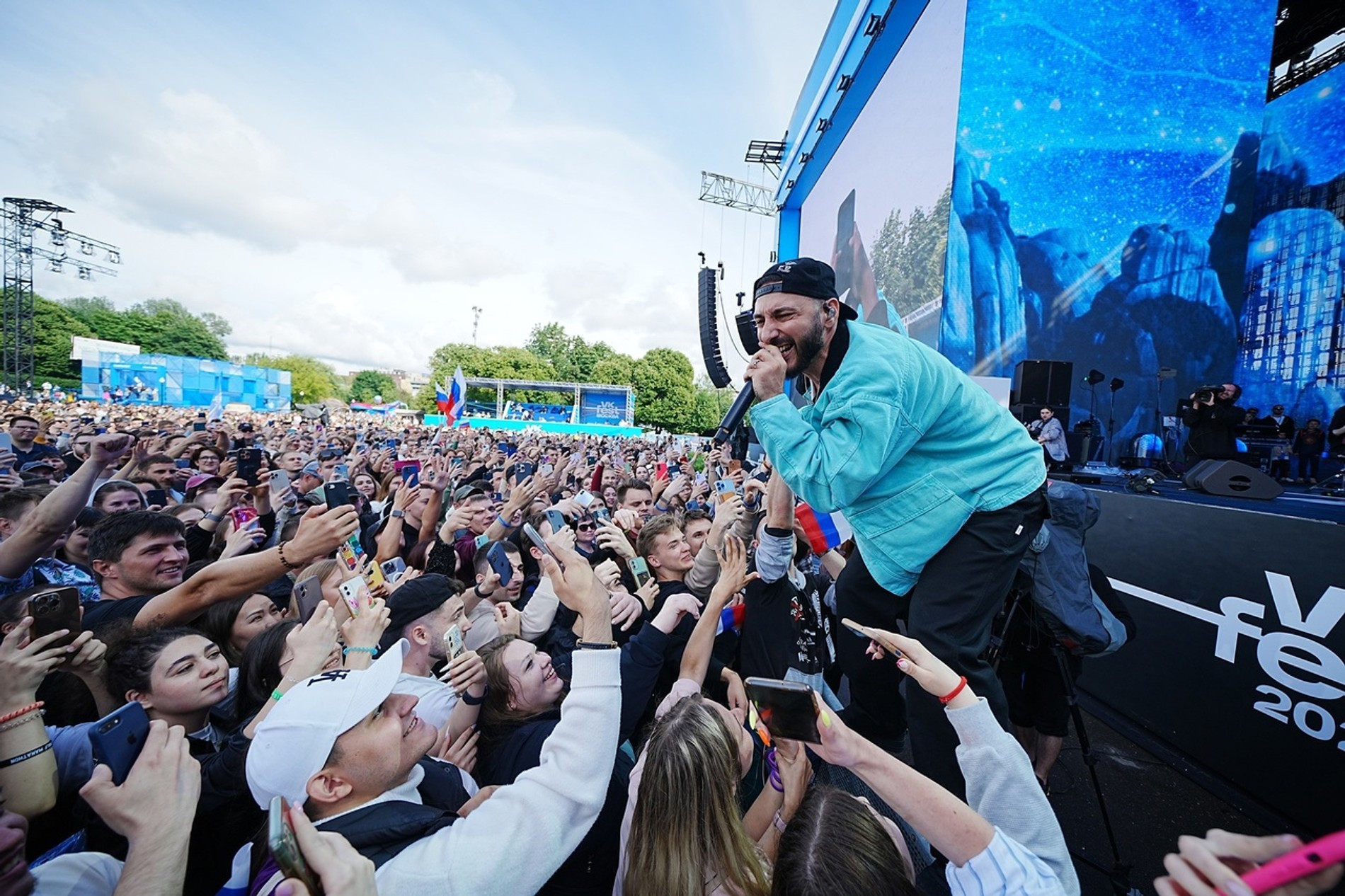 L'One. Фото: VK Fest
