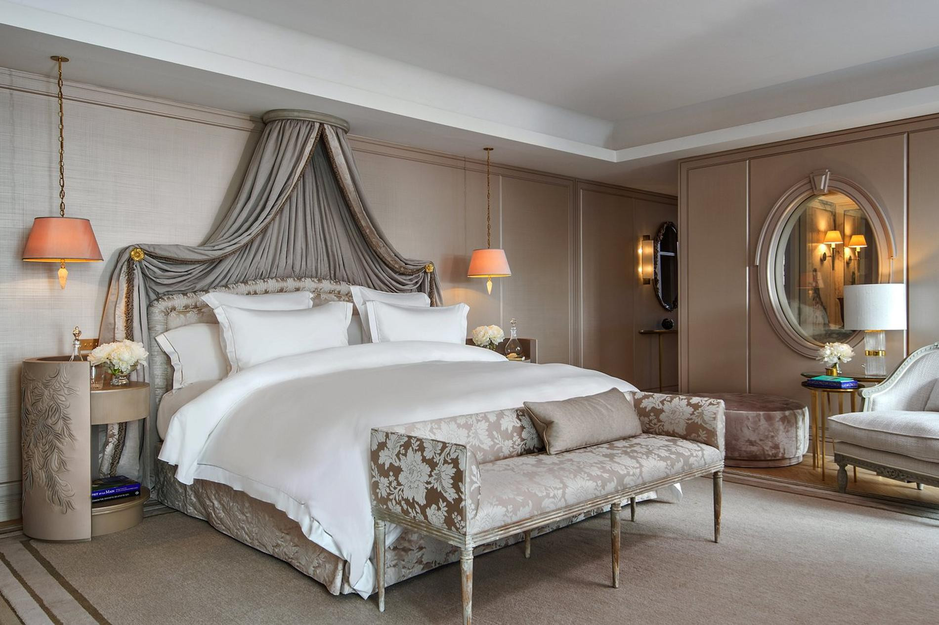 Отель, в котором Павел Дуров остановился в Париже. Фото: Hôtel de Crillon