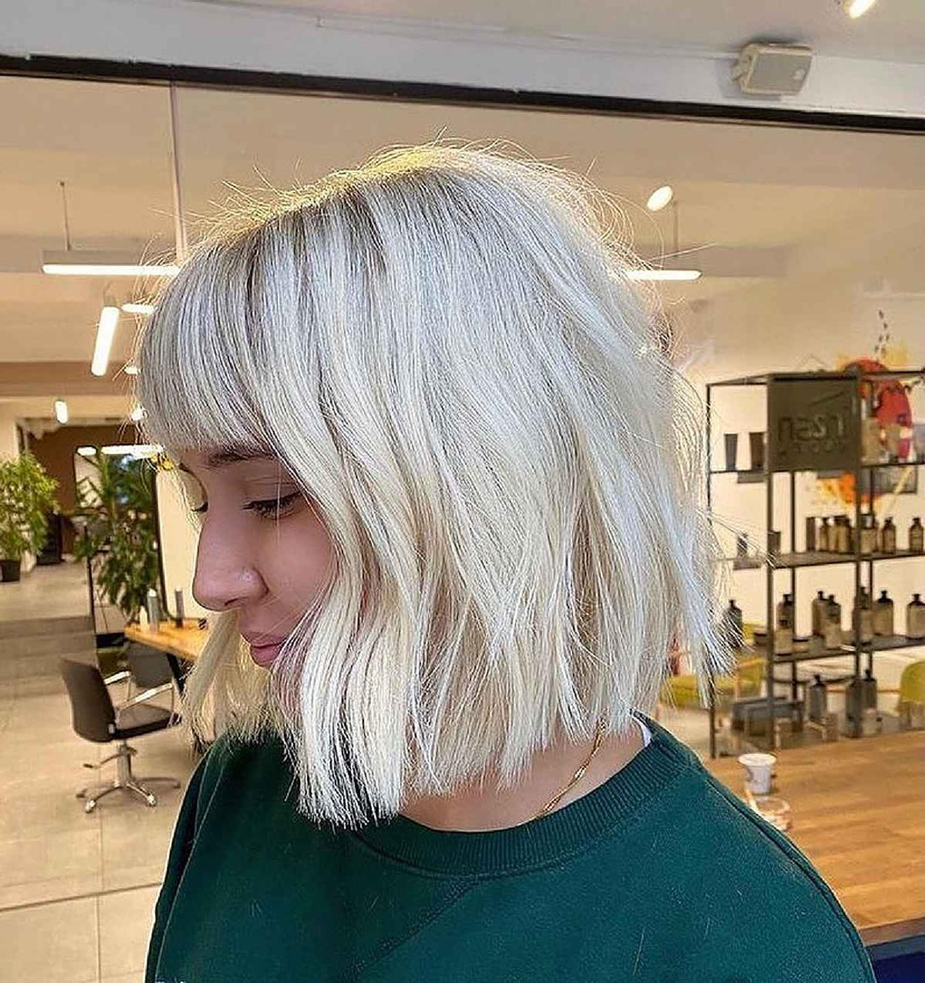 Модный боб с усложнением — женская стрижка – 2025. Фото: Instagram* @muratuzunhairdesigner