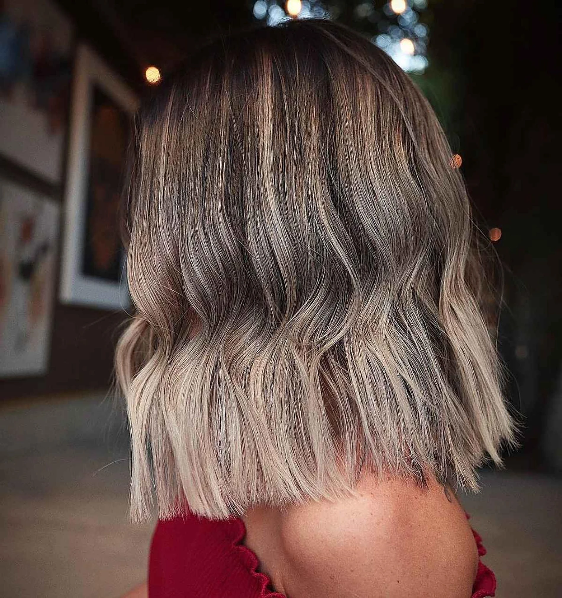 Женская стрижка на среднюю длину. Фото: Instagram* @catcoiffeur
