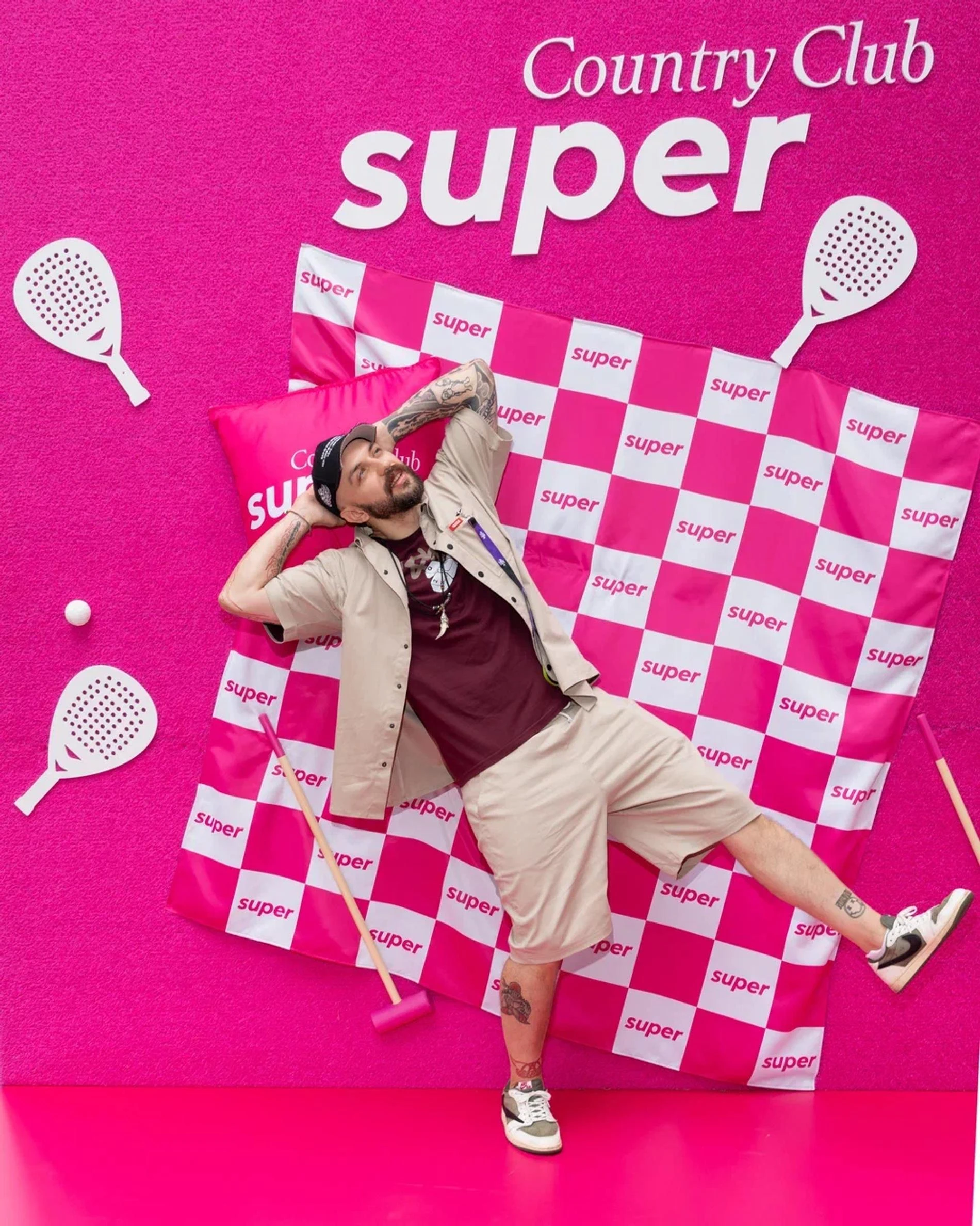 ST. Фото: Super