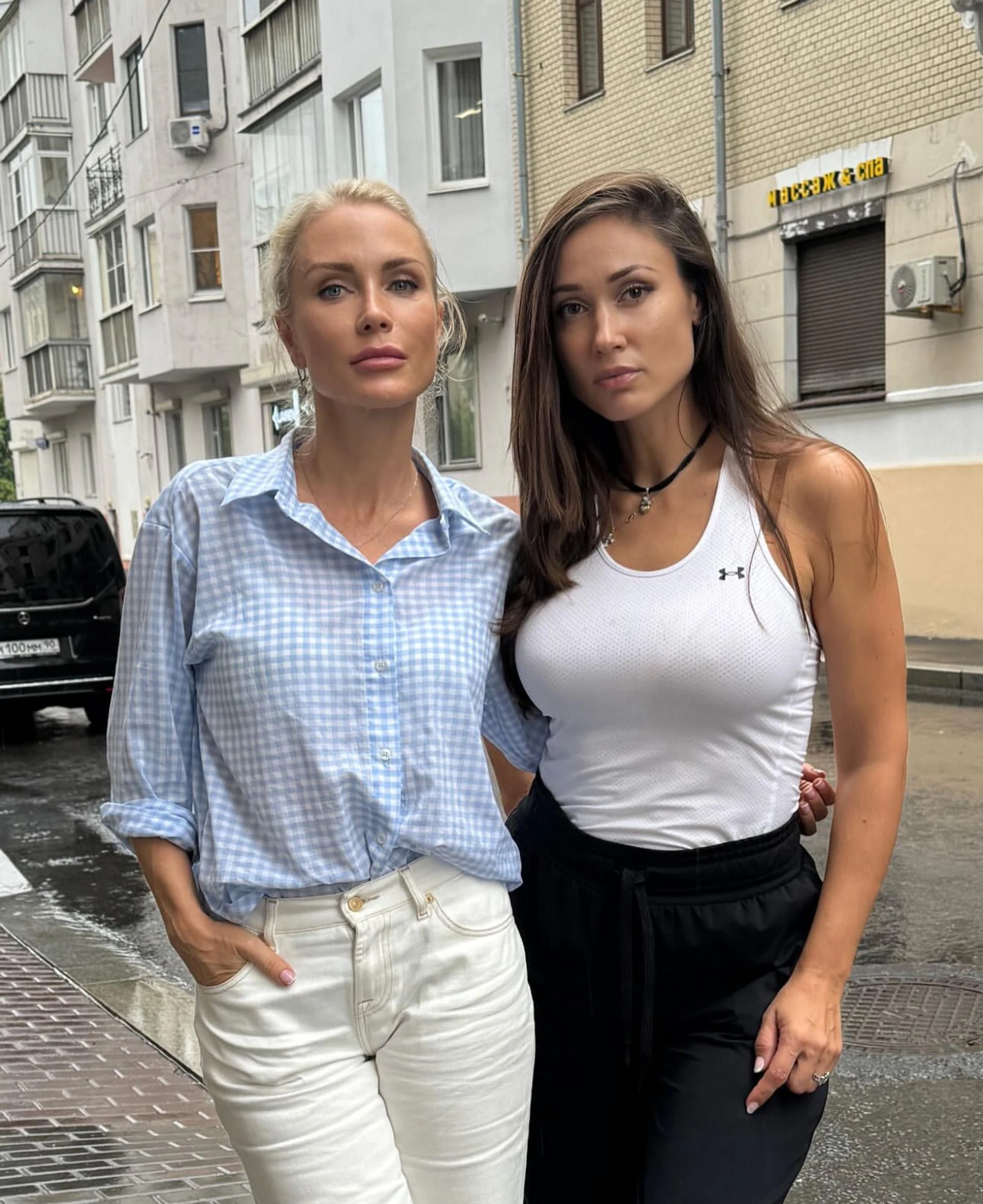 Катя Гордон и Елена Товстик. Фото: Instagram (Запрещён в РФ) @katyagordon