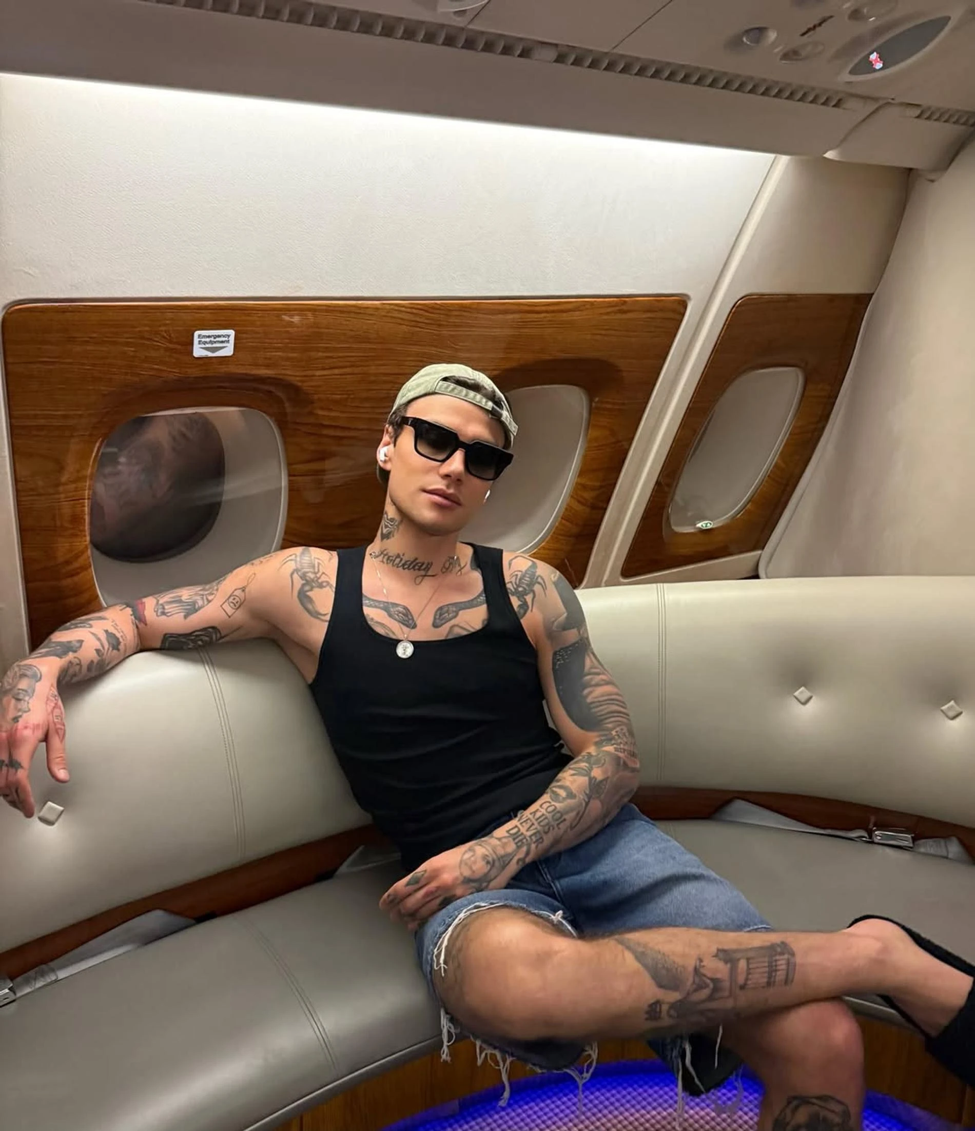 Xolidayboy. Фото: Инстаграм @xoxolidayboy (запрещён в РФ) 
