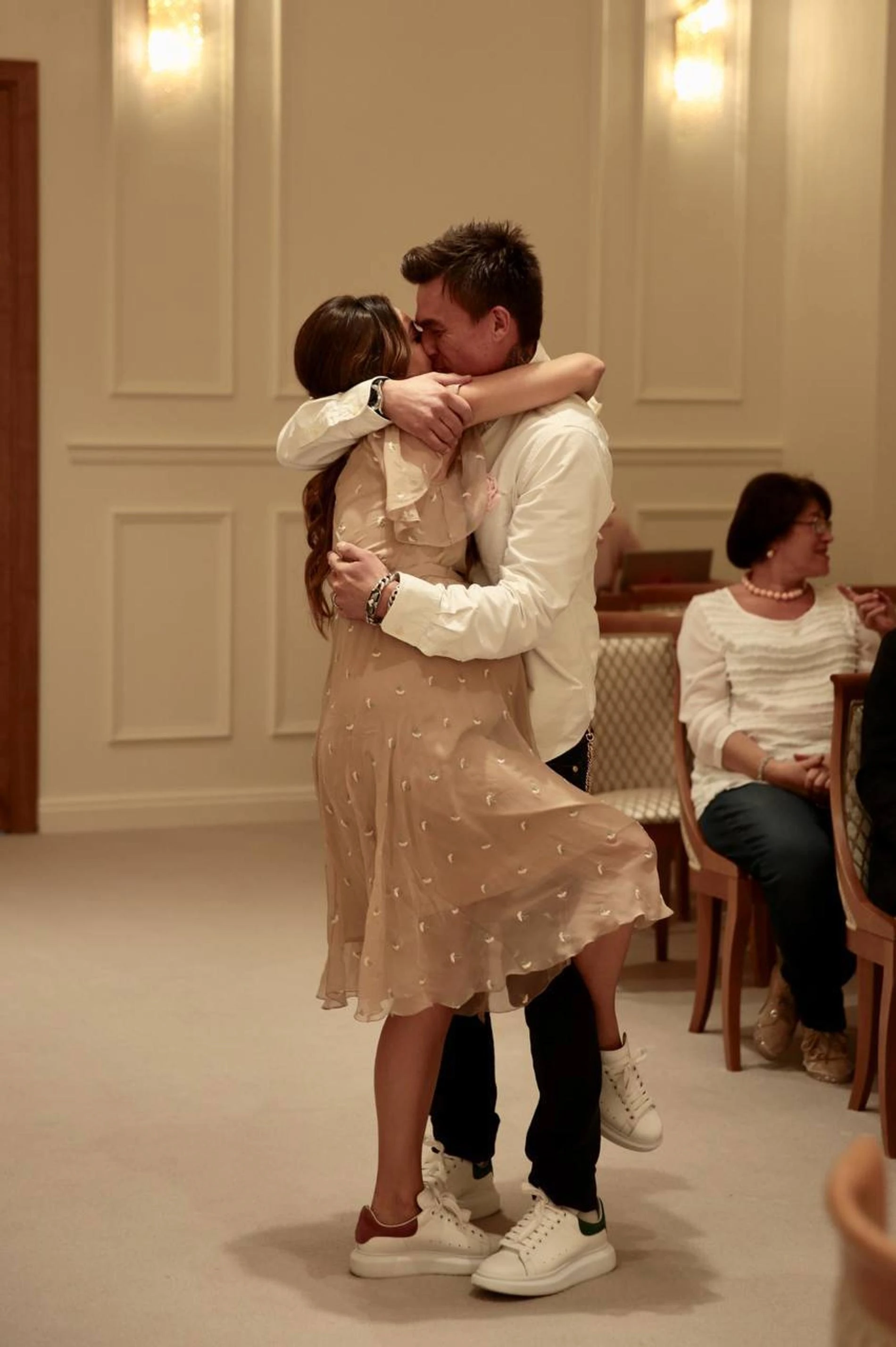 Регина Тодоренко и Влад Топалов. Фото: ТГ-канал todorenkoregina