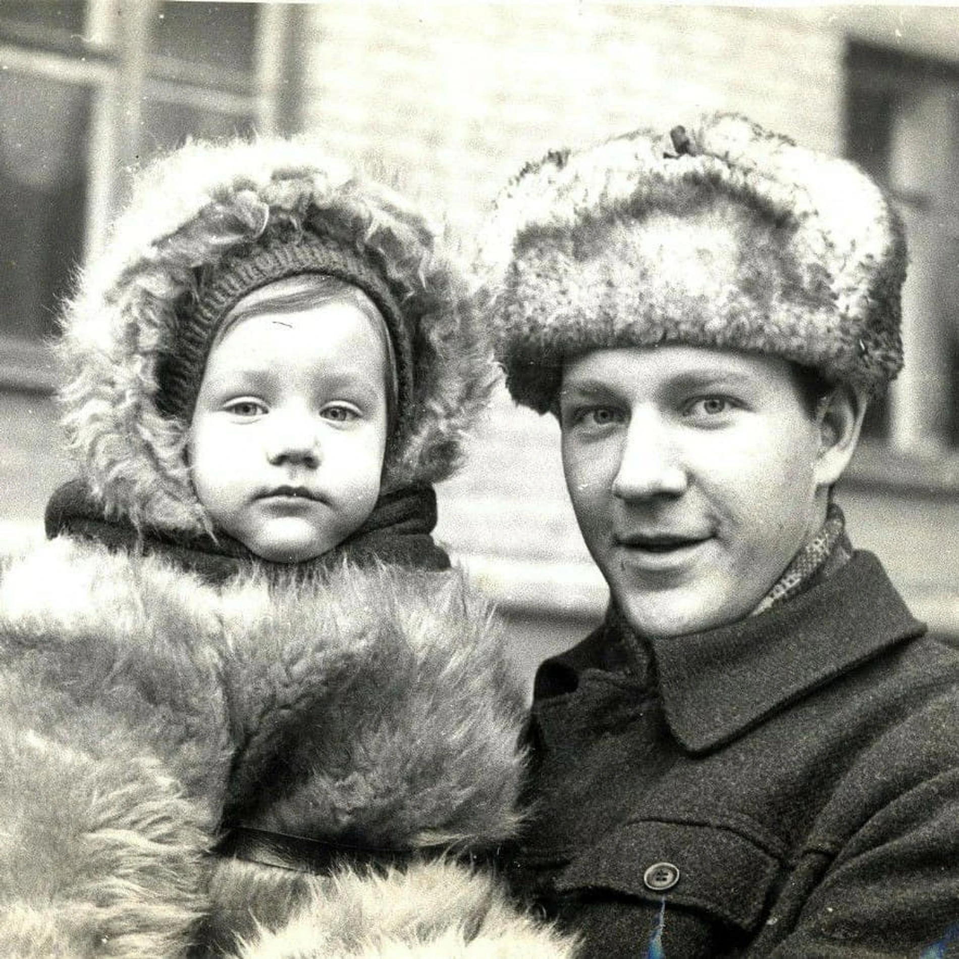 Роман Попов с отцом. Фото: Инстаграм (запрещен в РФ) @romapopoff