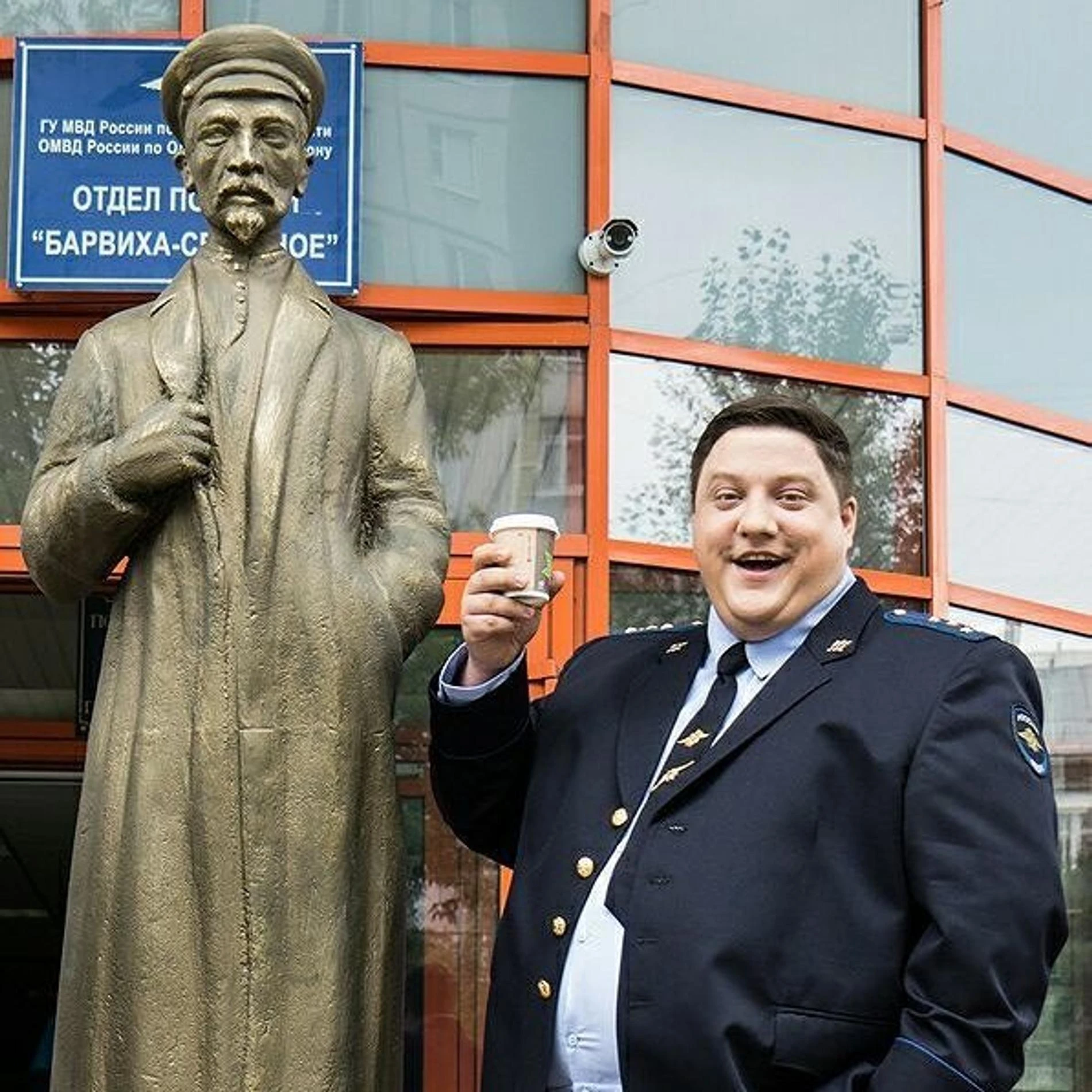 Роман Попов в образе Мухича. Фото: Инстаграм (запрещен в РФ) @romapopoff