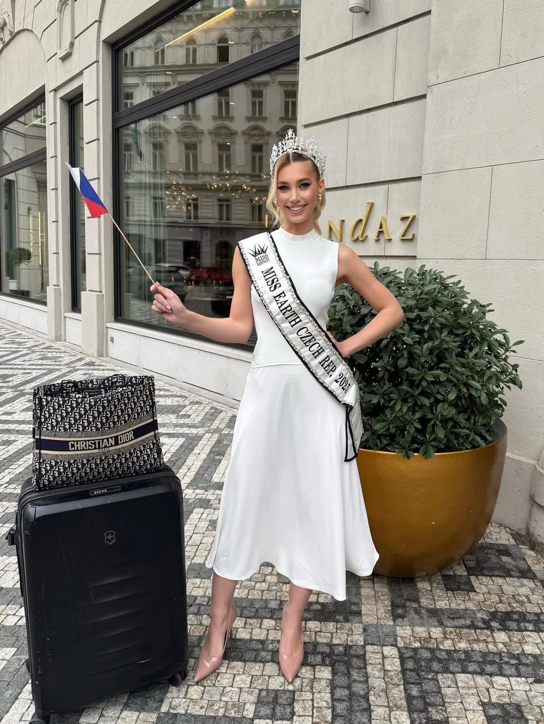 Натали Пушкинова. Фото: Инстаграм (запрещён в РФ) @natalipuskin