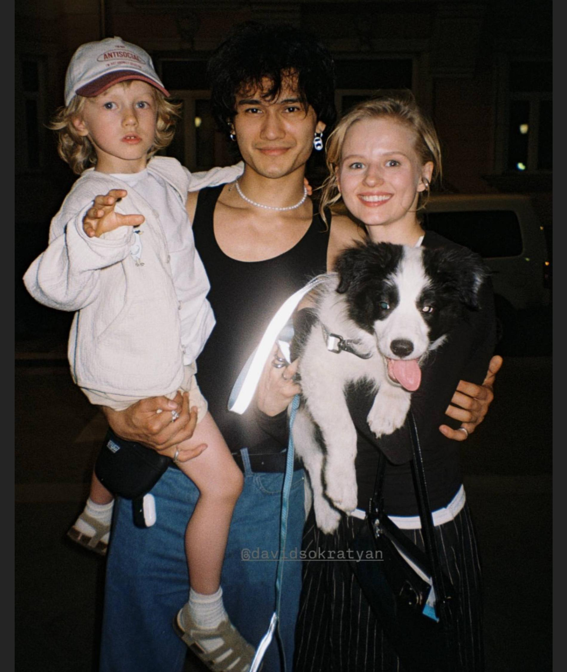 Саша Бортич с сыном и возлюбленным. Фото: Инстаграм (запрещён в РФ) @bortich