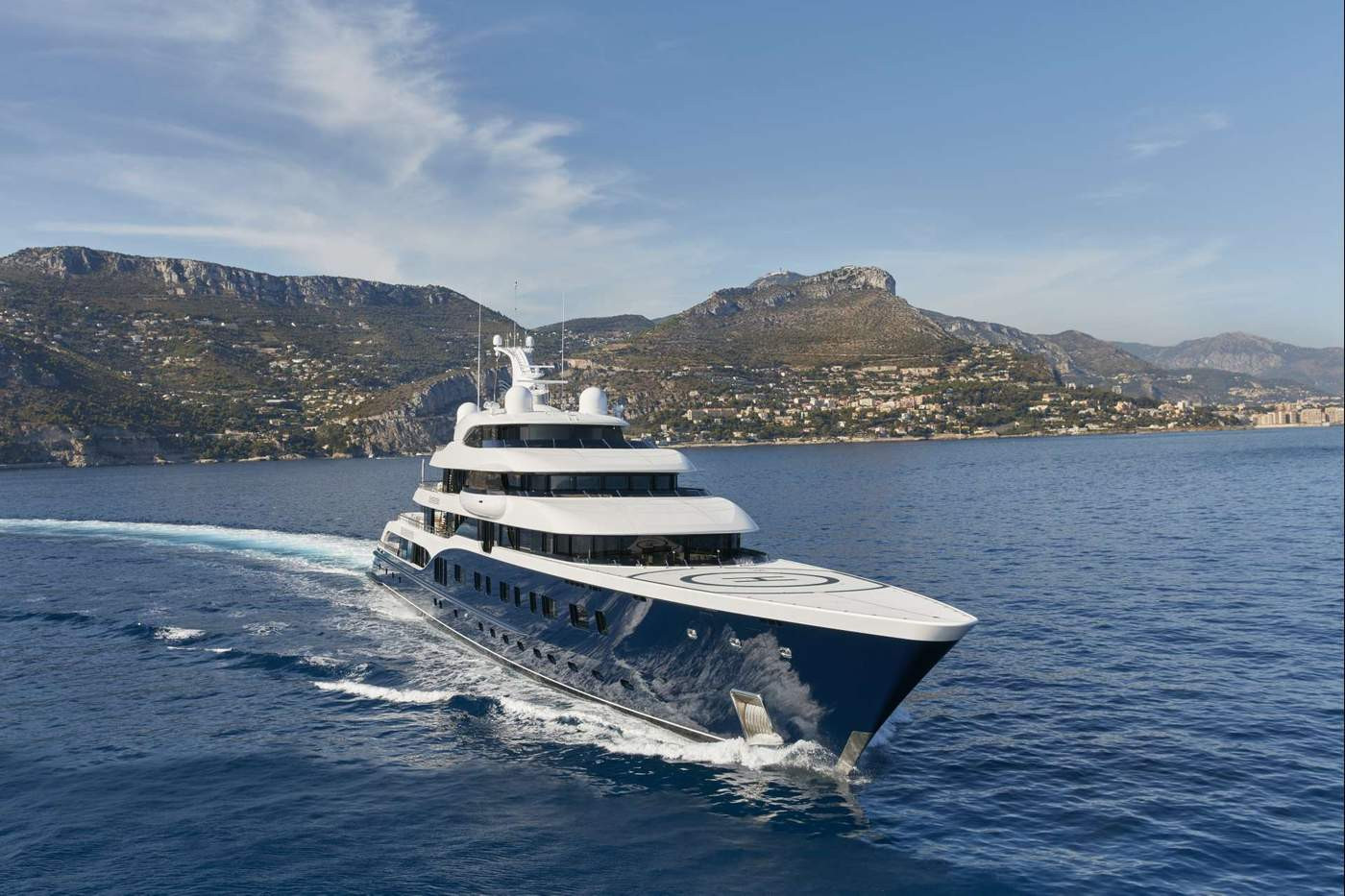 Яхта Symphony Бернара Арно
Фото: itboat.com