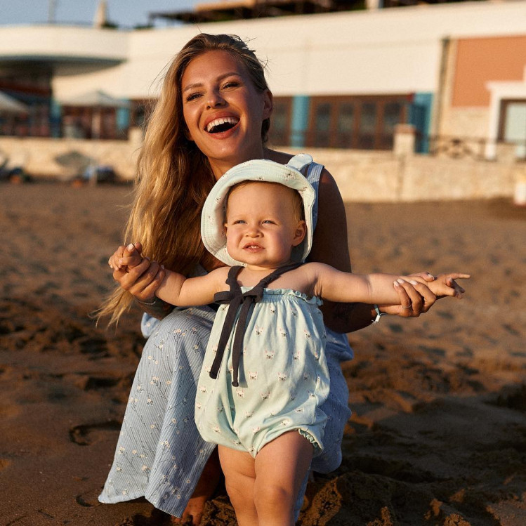 Рита с дочерью Мией. Фото: Instagram