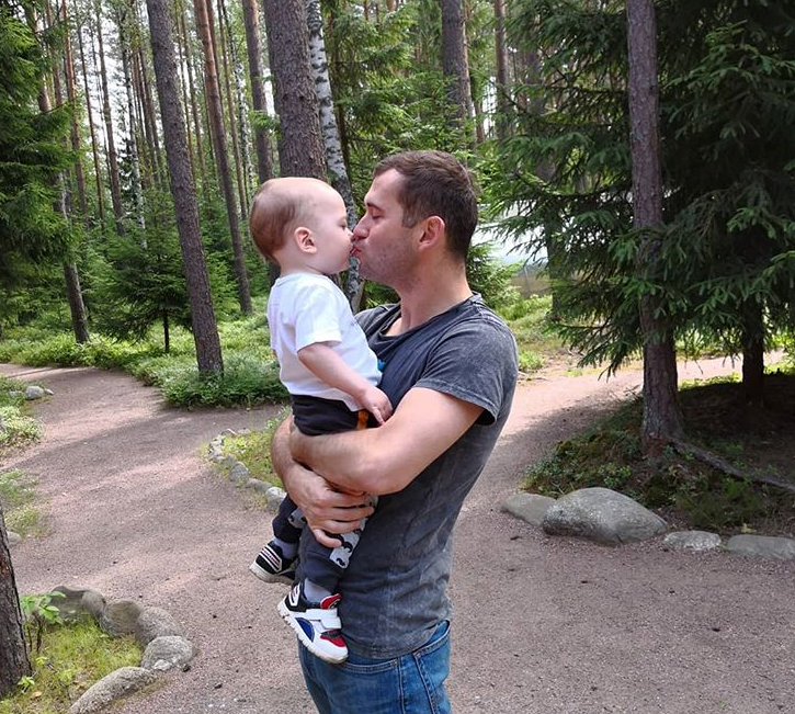 Александр Кержаков с сыном Артемом. Фото: Социальные сети