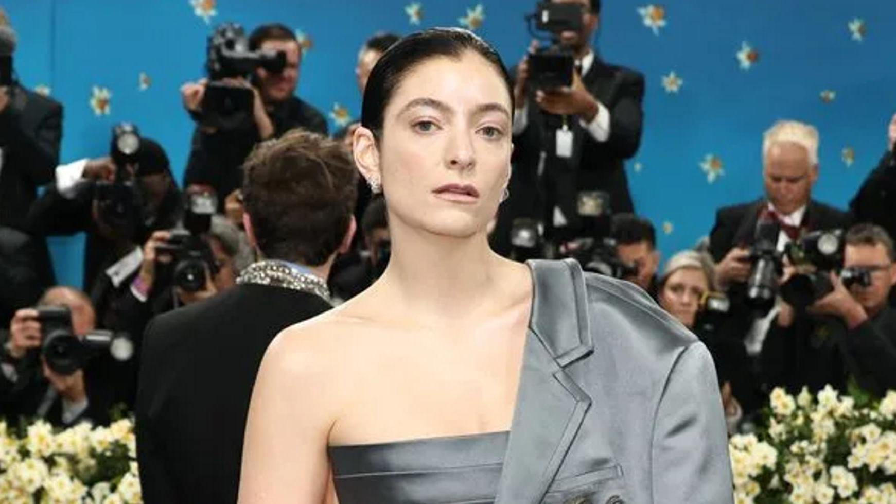 Lorde на Met Gala 2025. Фото: Getty Images