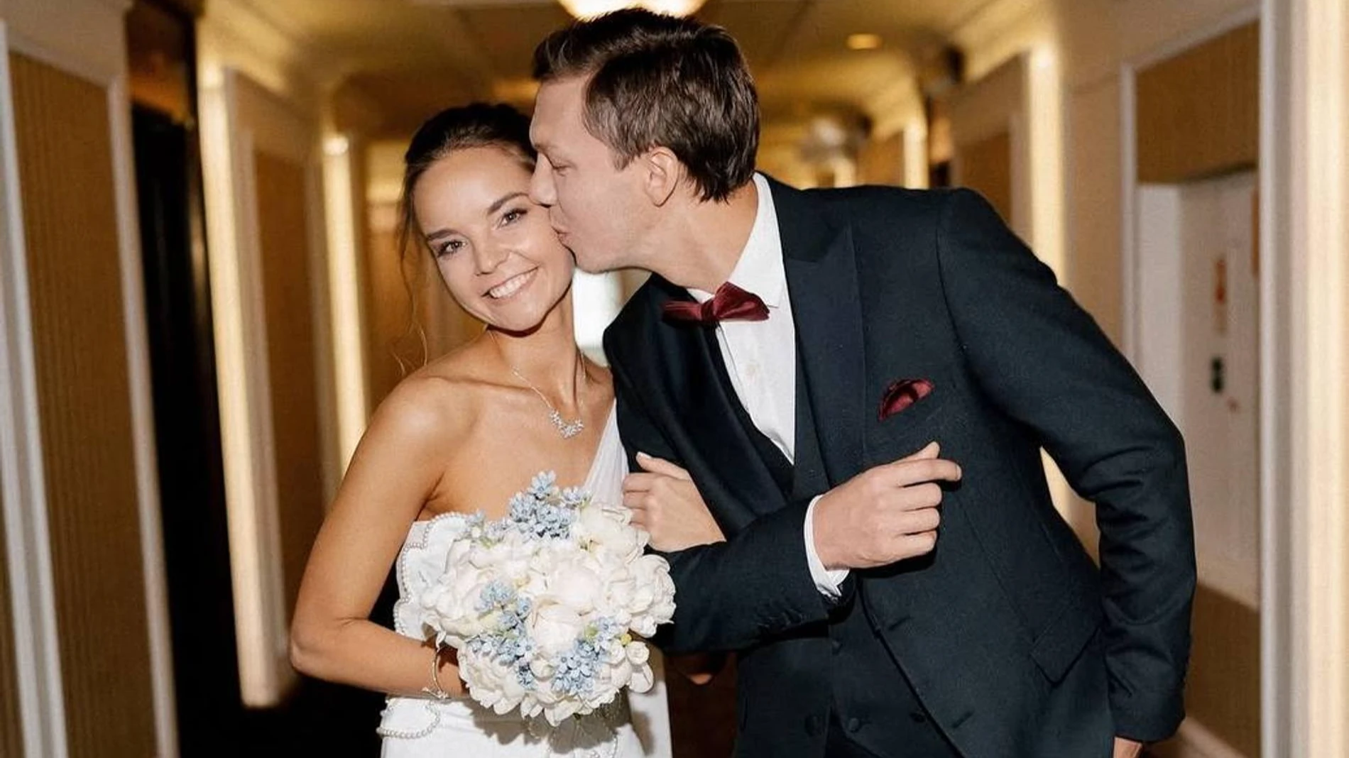 Дина Аверина и Дмитрий Соловьёв. Фото: Instagram (запрещён в РФ) @dinaverina98