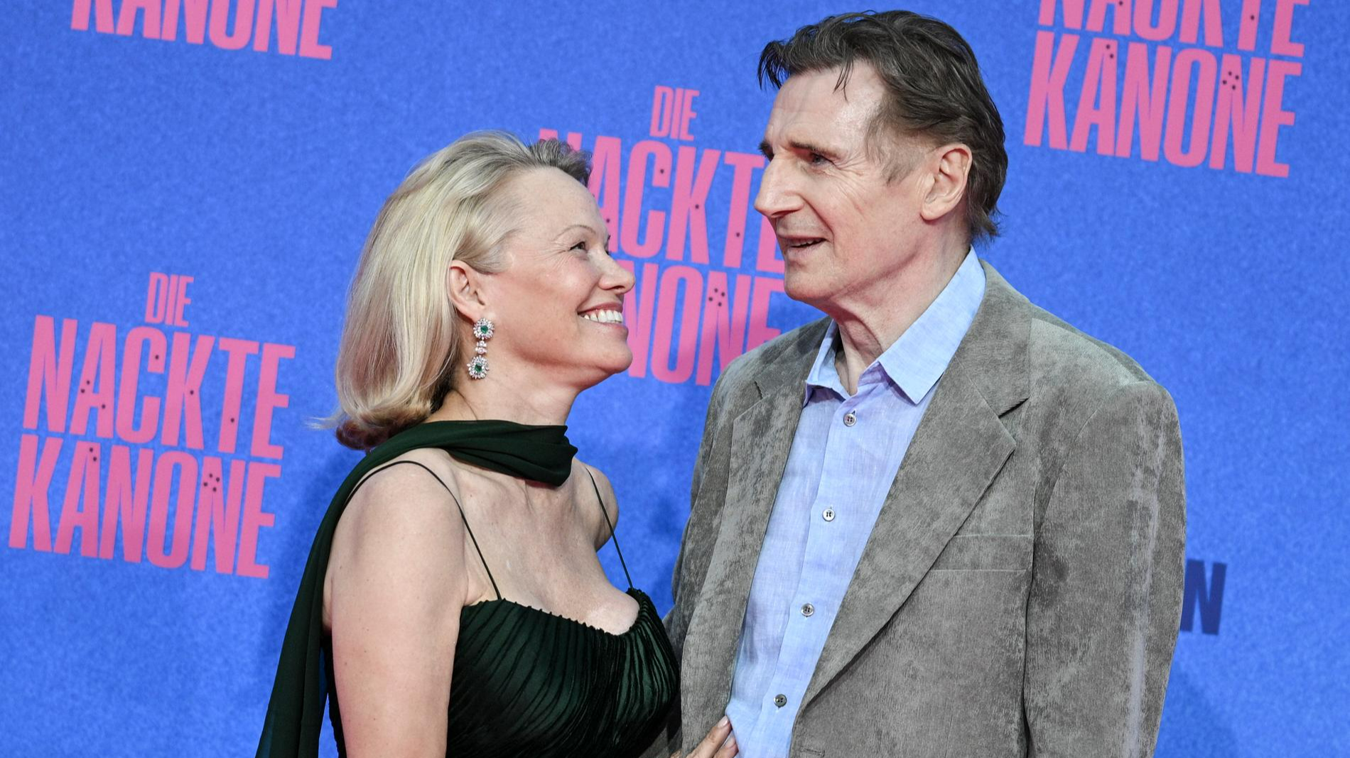 Памела Андерсон и Лиам Нисон. Фото: Getty images