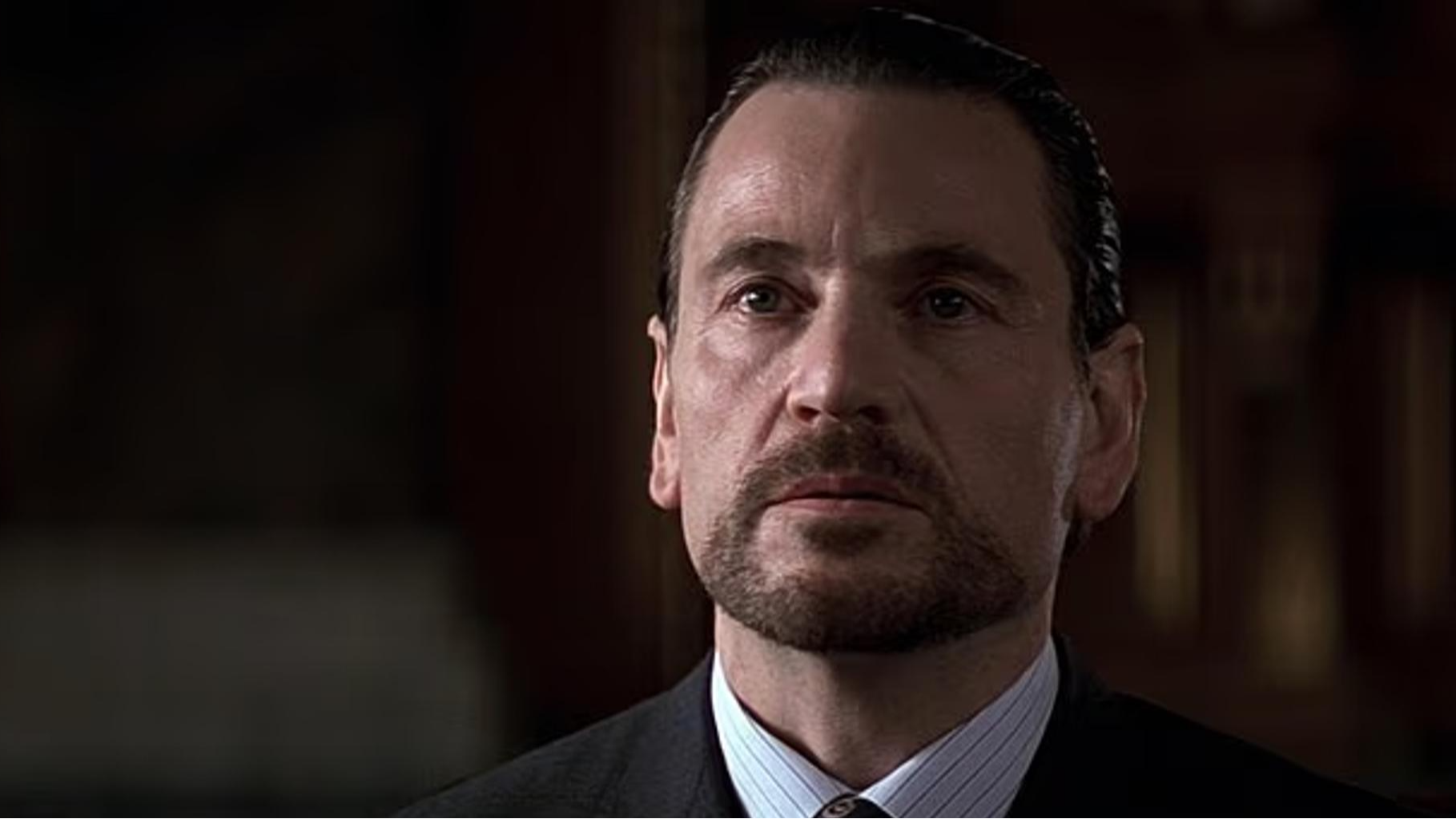 Чеки Карио. Скриншот: к/ф «Золотой глаз»