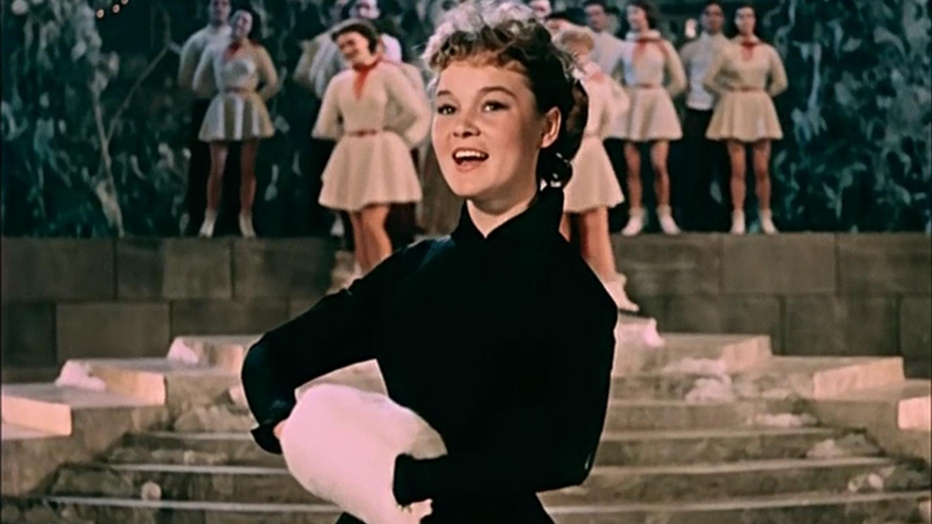 Людмила Гурченко. Скриншот: к/ф «Карнавальная ночь»