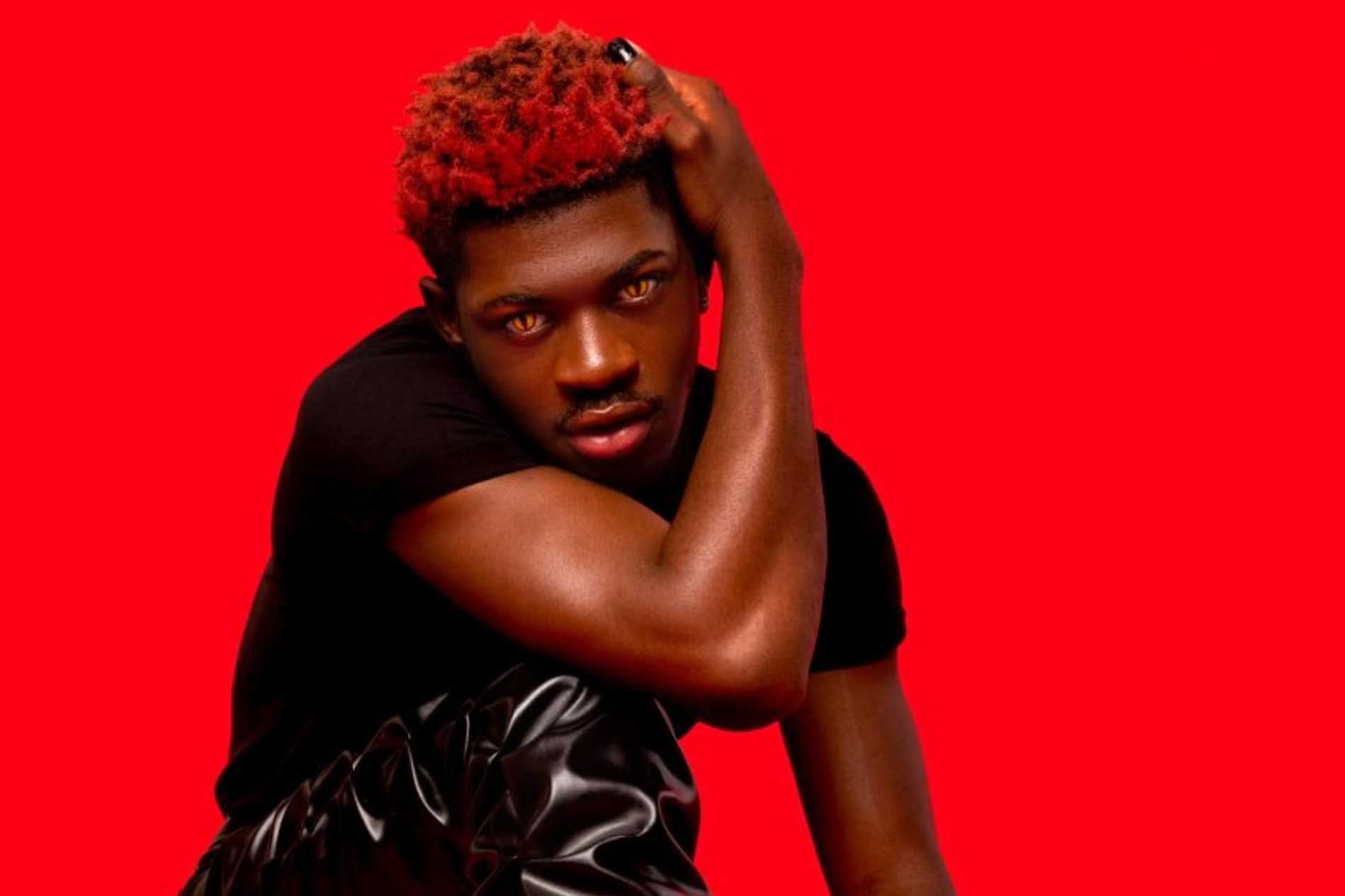 Суд удовлетворил иск Nike против «сатанинских кроссовок» рэпера Lil Nas X