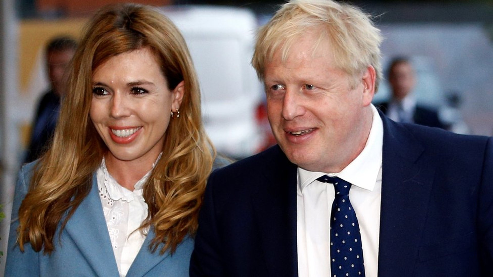 Борис Джонсон и Кэрри Саймондс 
фото: Reuters 