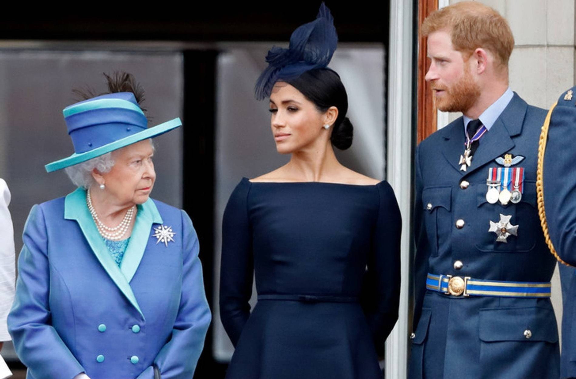 Елизавета II, Меган Маркл и принц Гарри
Фото: Getty Images