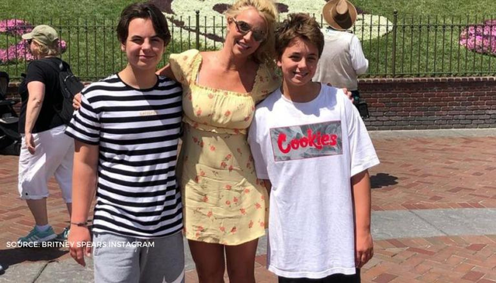 Бритни со своими сыновьями Шоном Престоном и Джейденом 
Фото: instagram (запрещен в РФ)