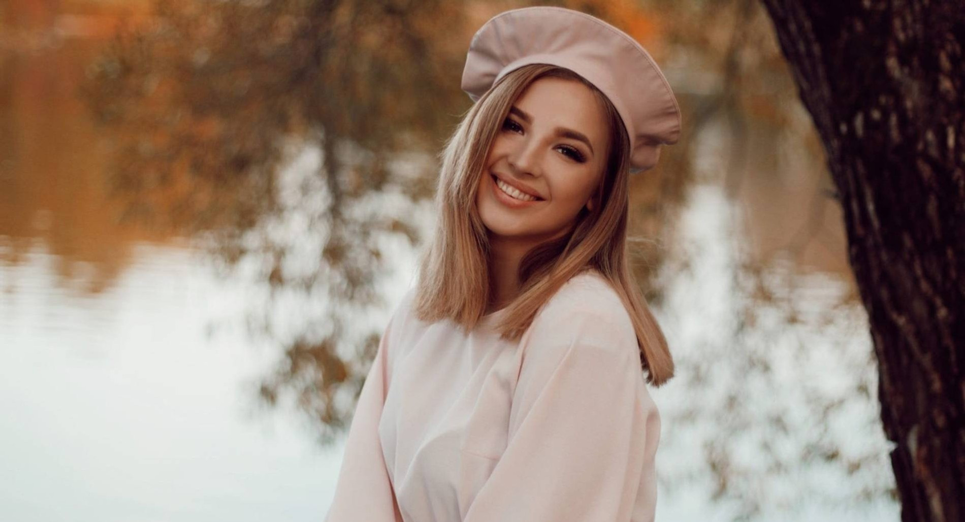 Блогер Аня Покров изменила внешность