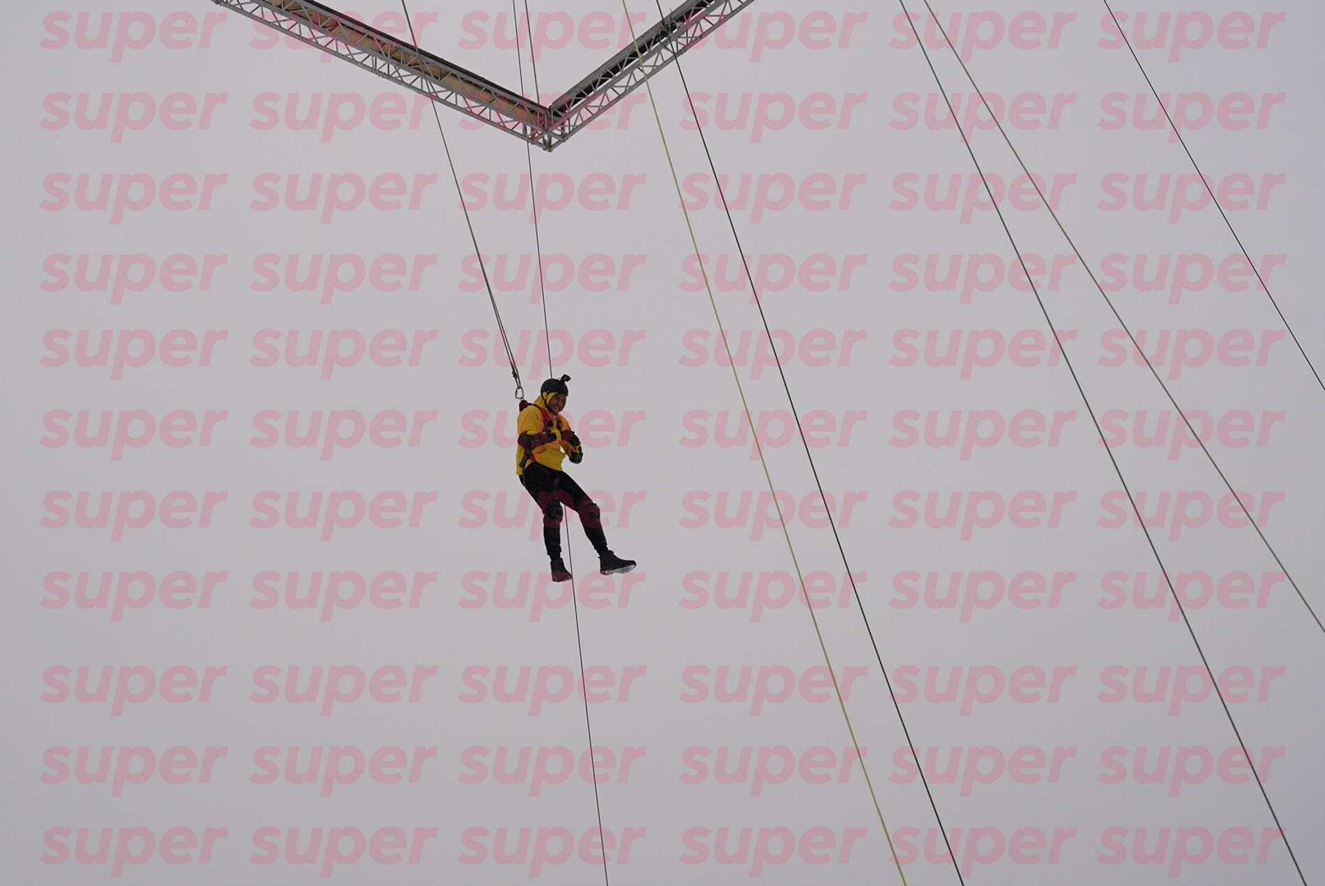 Давид Манукян на съемках шоу «Фактор страха»
Фото: Super 