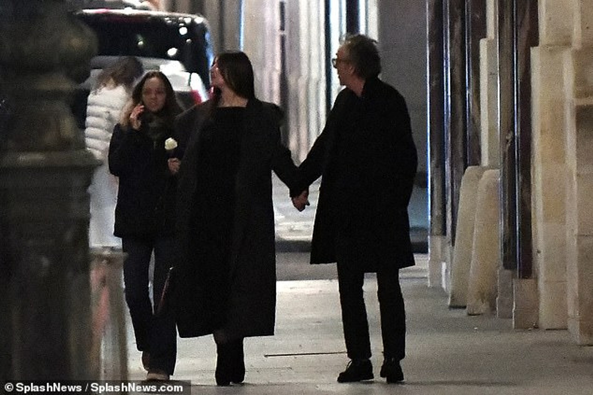 Моника Беллуччи и Тим Бертон на свидании в День святого Валентина
Фото: Daily Mail
