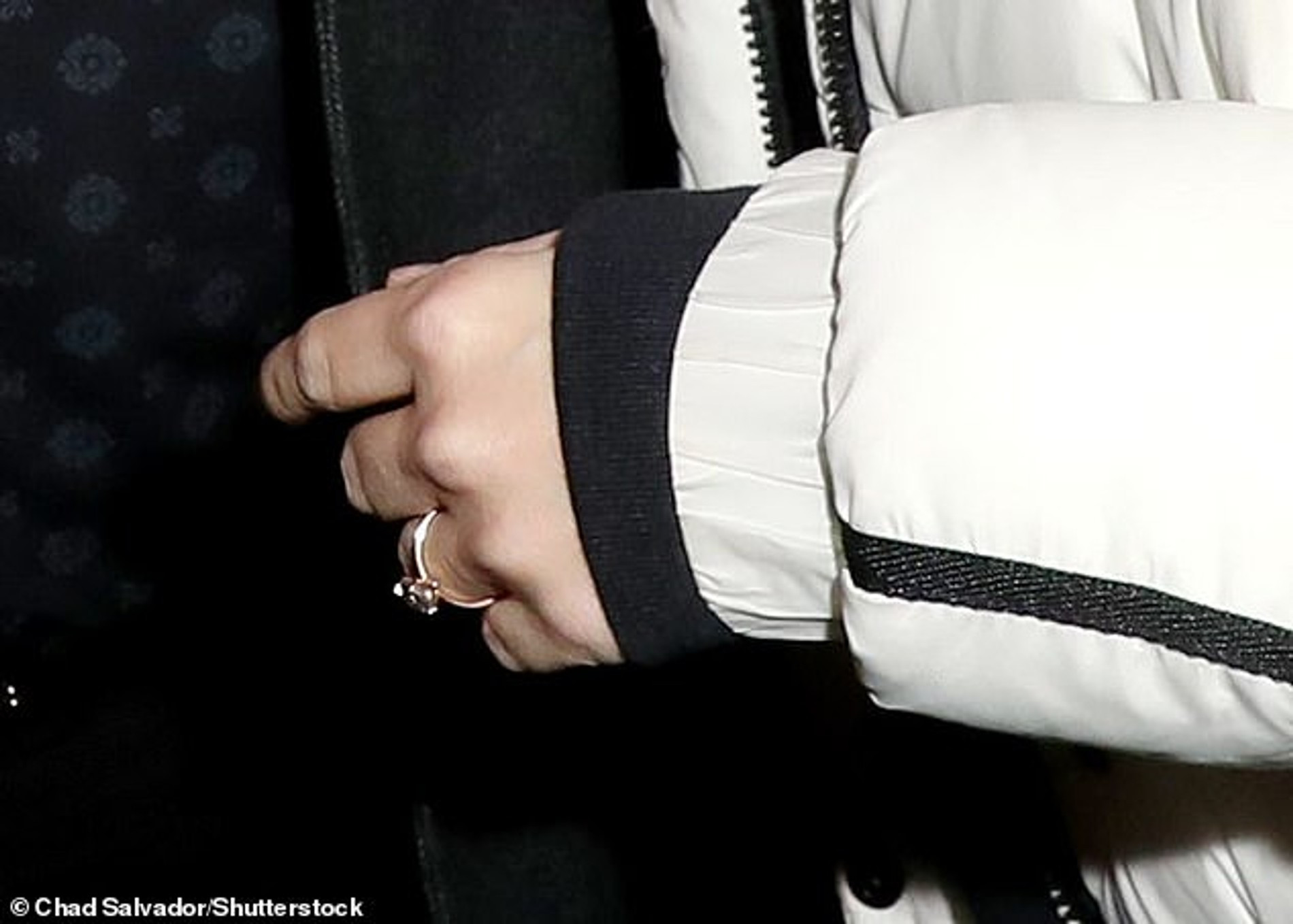 Обручальное кольцо на безымянном пальце Барбары Палвин, замеченное в начале марта 
Фото: Shutterstock