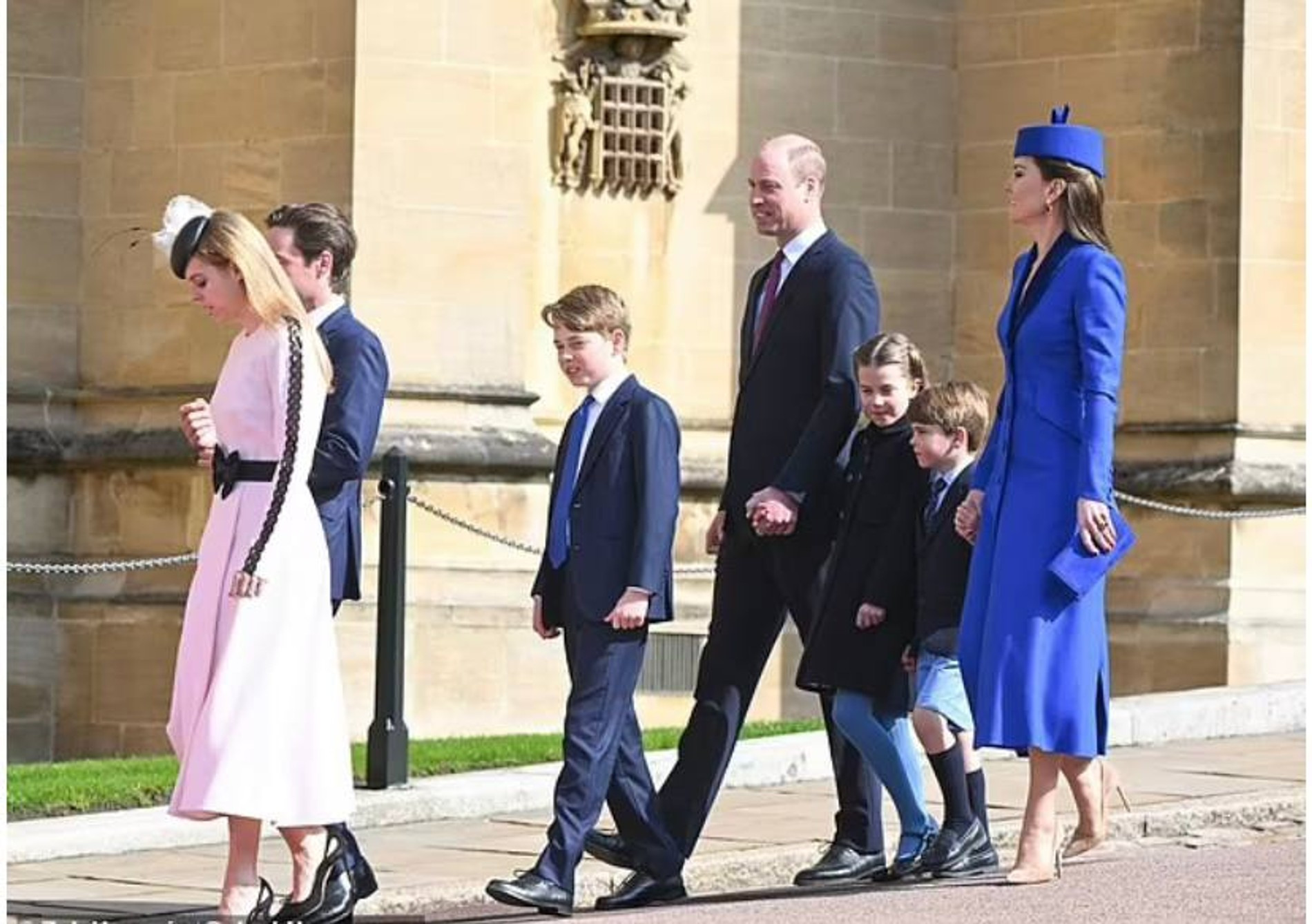 Уильям и Кейт с детьми
Фото: Daily Mail