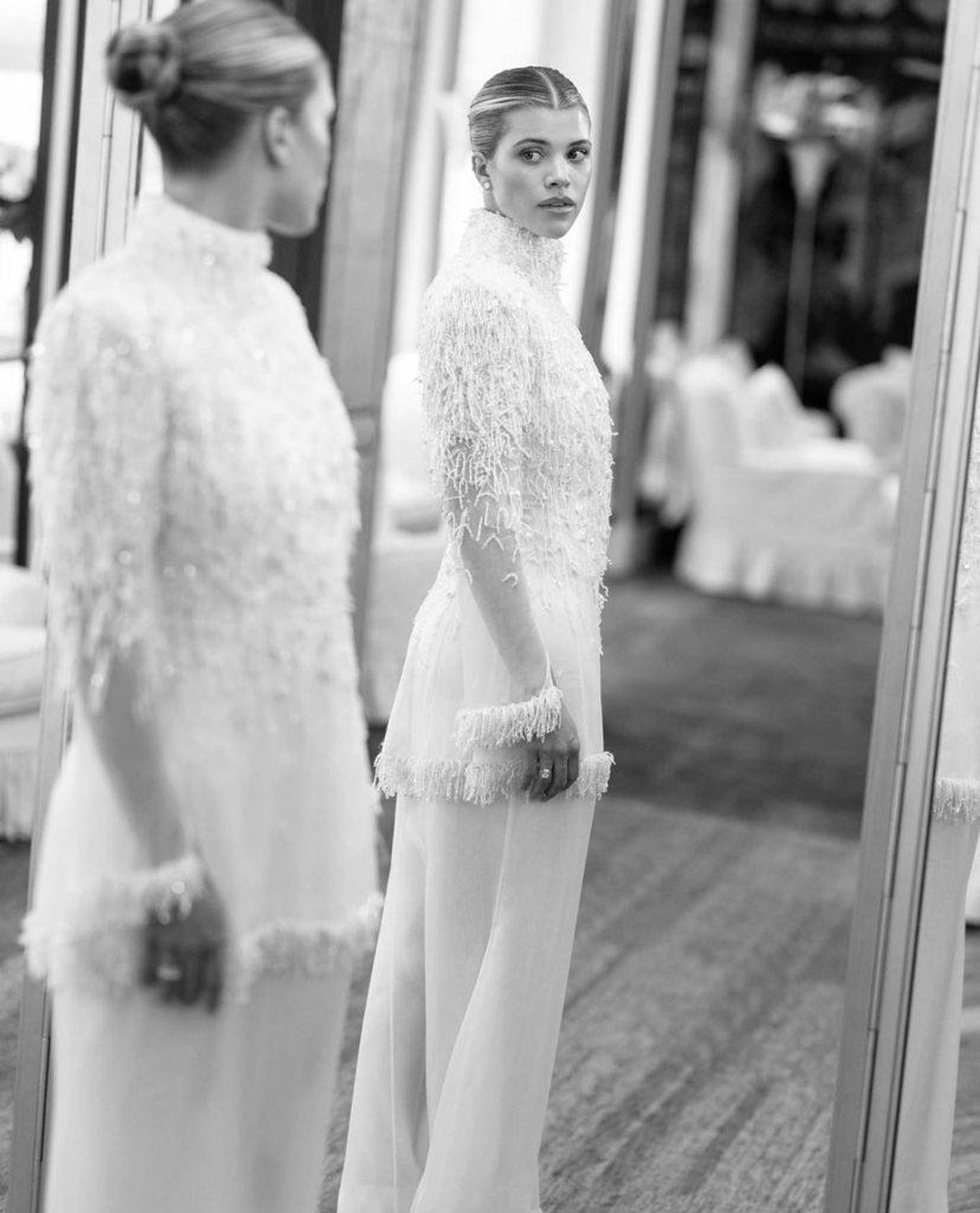 Третье платье невесты
Фото: Vogue