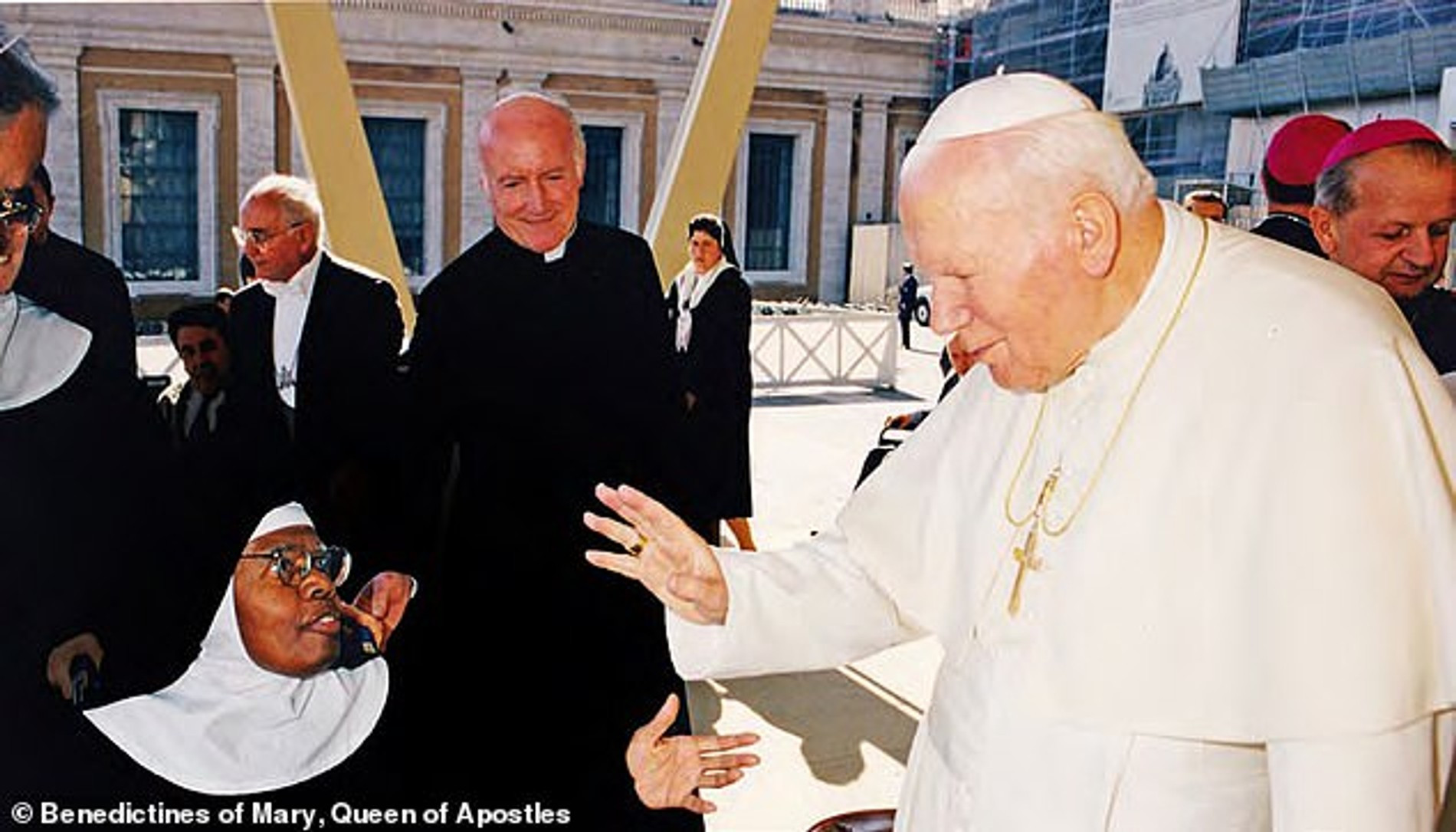 Сестра Вильгельмина на встрече с папой римским Иоанном Павлом II
Фото: Benedictines of Mary, Queen of Apostles