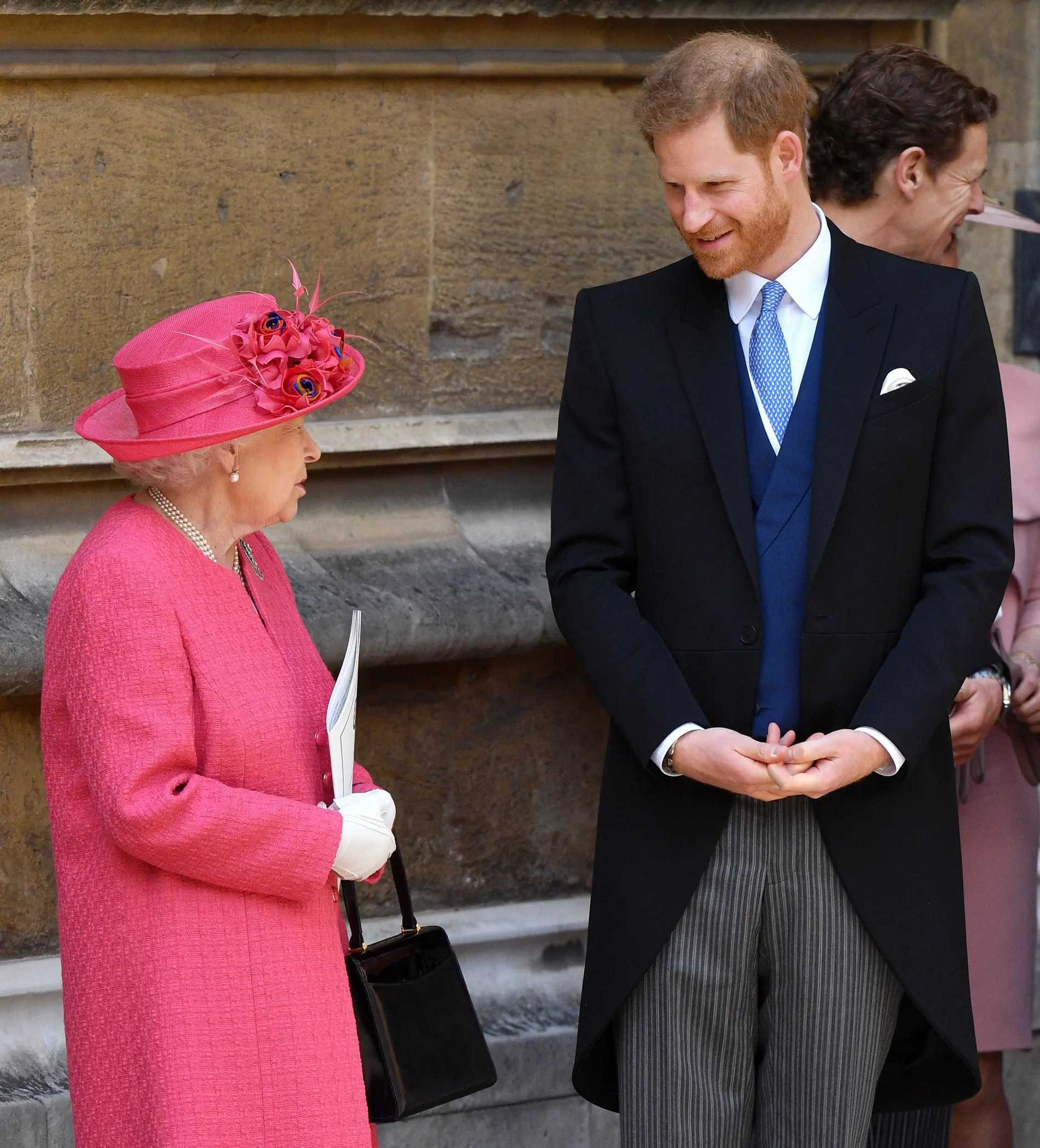 Елизавета II и принц Гарри 
Фото: Getty Images