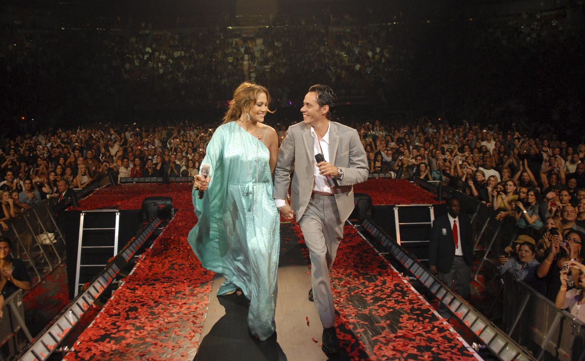 Дженнифер Лопес и Марк Энтони на заключительном концерте тура в 2007 году. Фото: Getty Images
