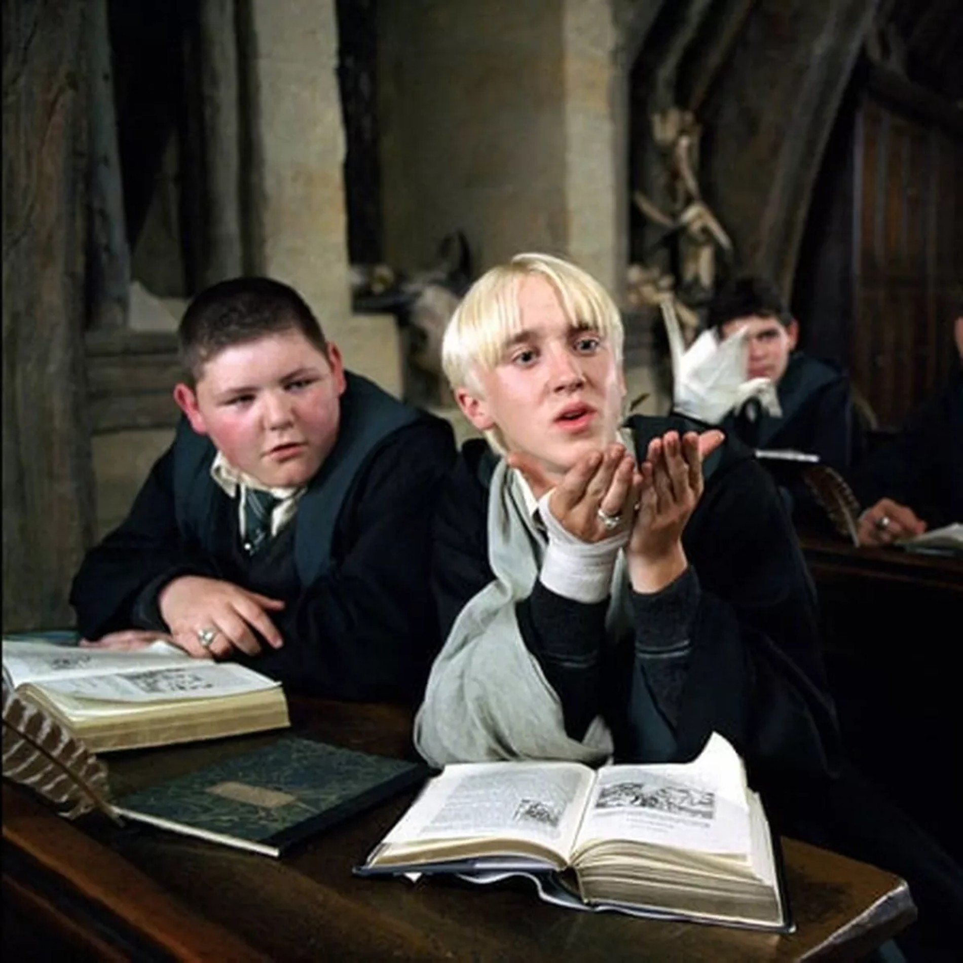 Джейми Уэйлетт и Том Фелтон в одном из фильмов саги о юном волшебнике. Фото: Warner Bros