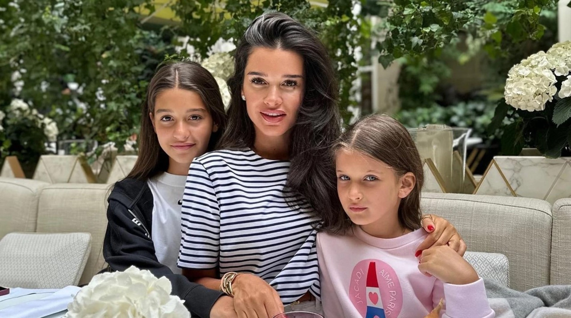 Ксения Бородина с дочерьми Марусей и Теоной. Фото: Инстаграм* @borodylia